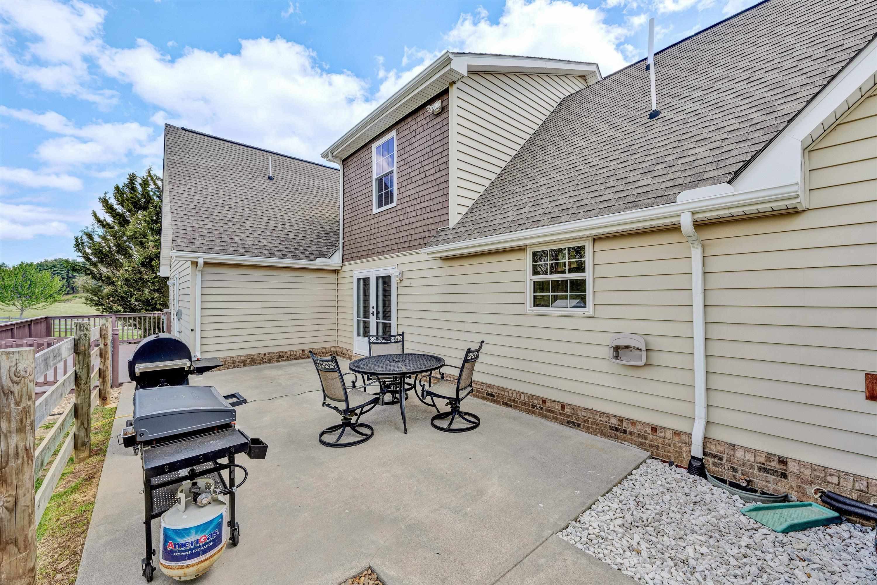 1757 Daniels Run Road NE Check VA 24072