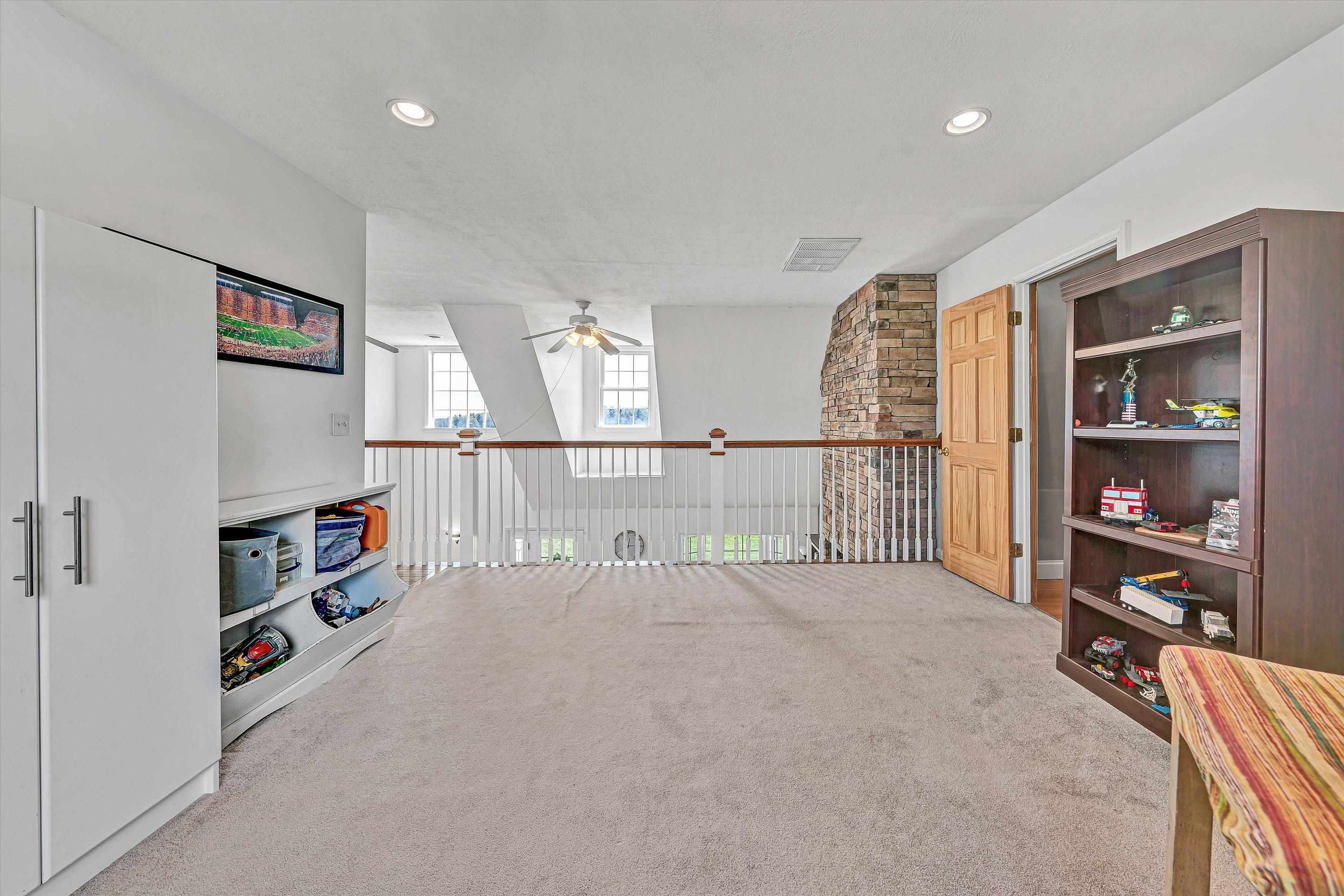 1757 Daniels Run Road NE Check VA 24072