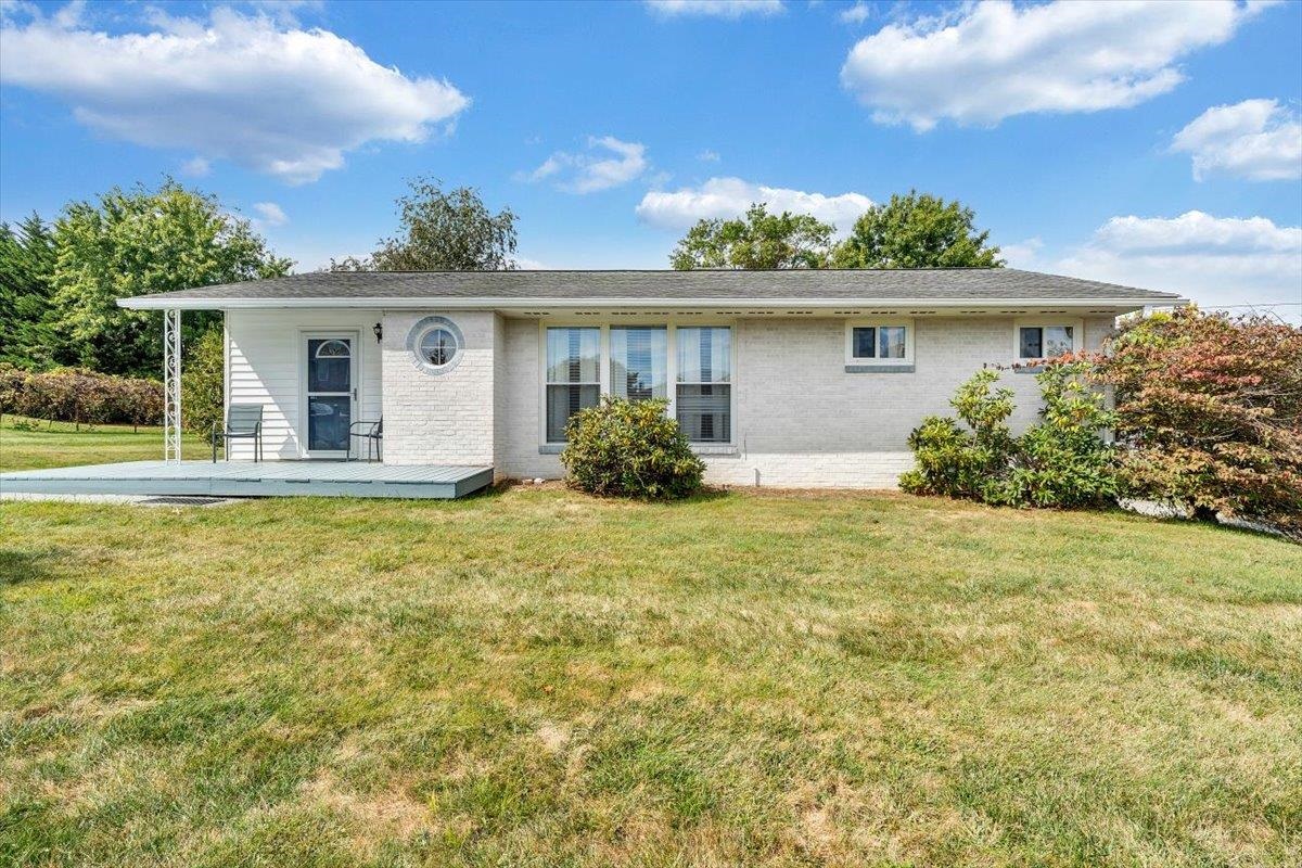 625 Mountainview Drive SW Christiansburg VA 24073