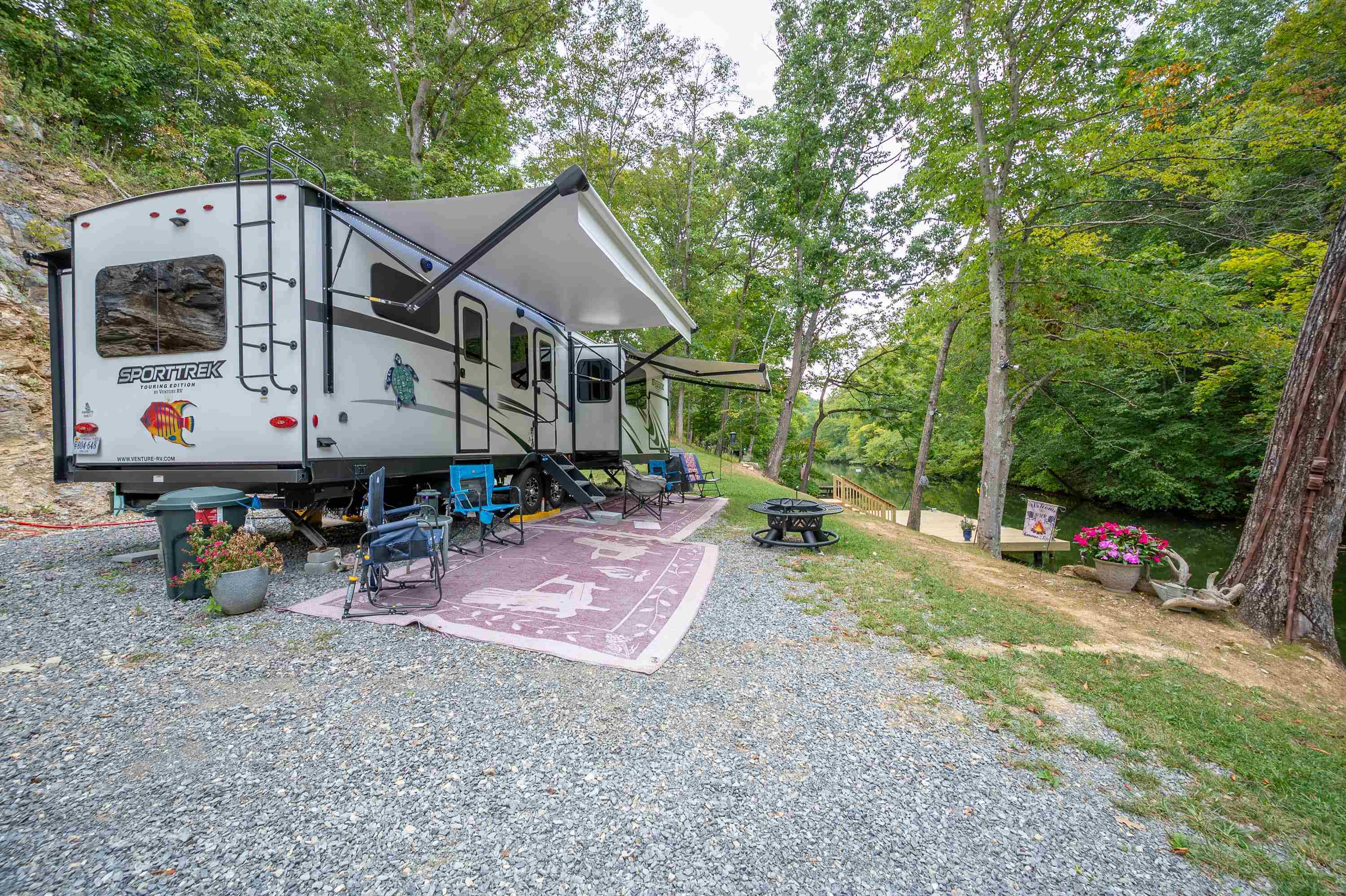 6007 Thornton Road Dublin VA 24084