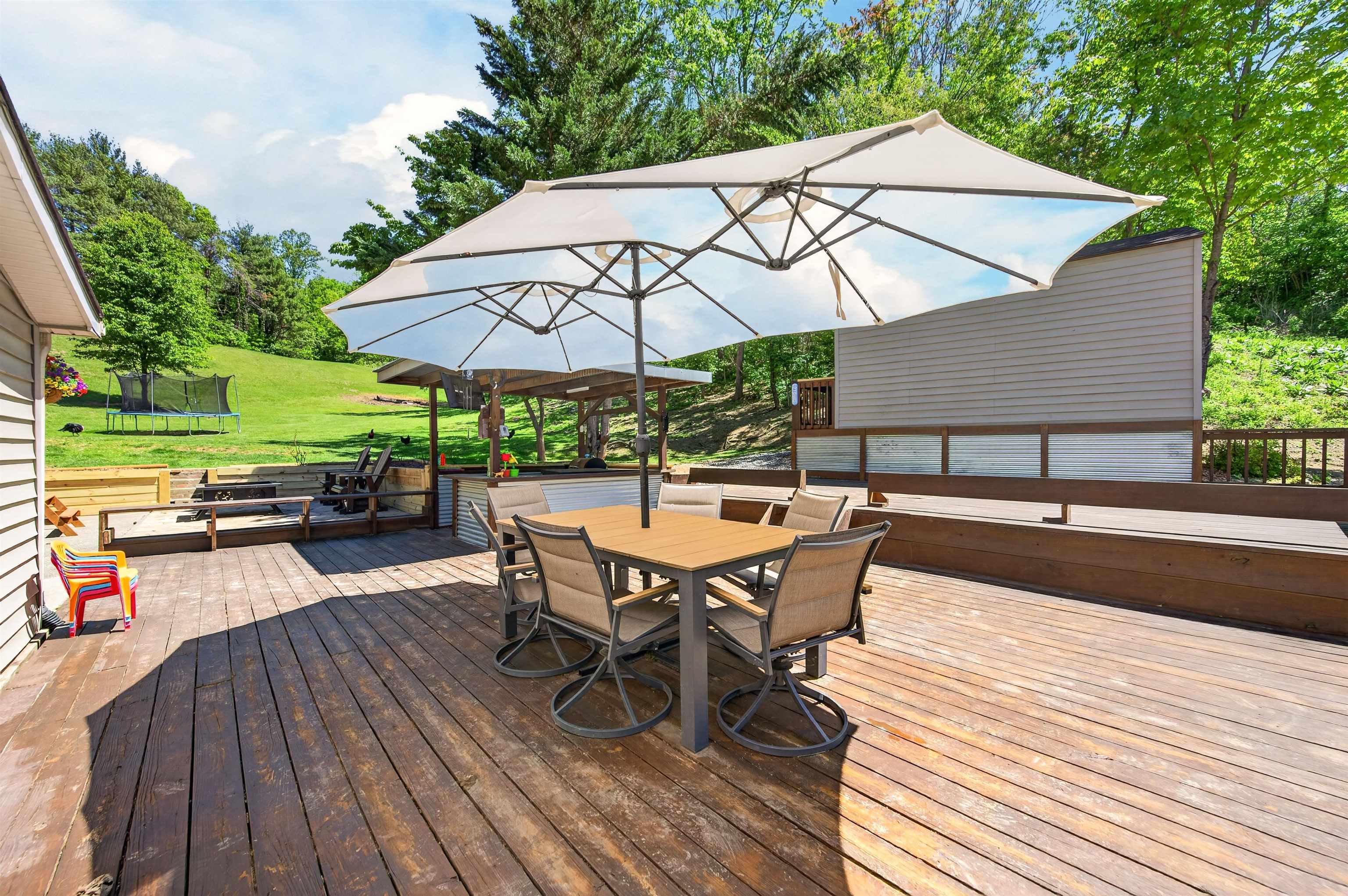 1033 Friendship Road Shawsville VA 24162