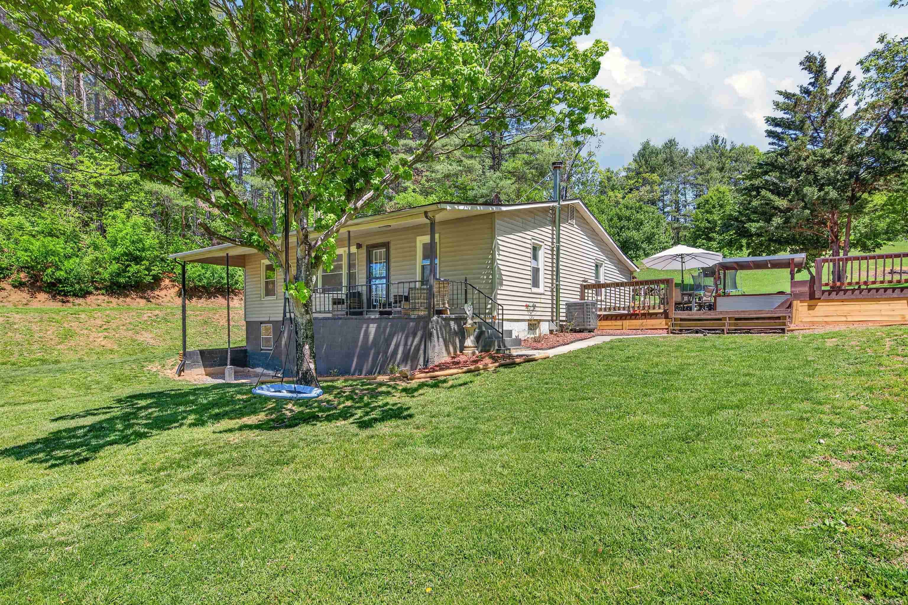 1033 Friendship Road Shawsville VA 24162