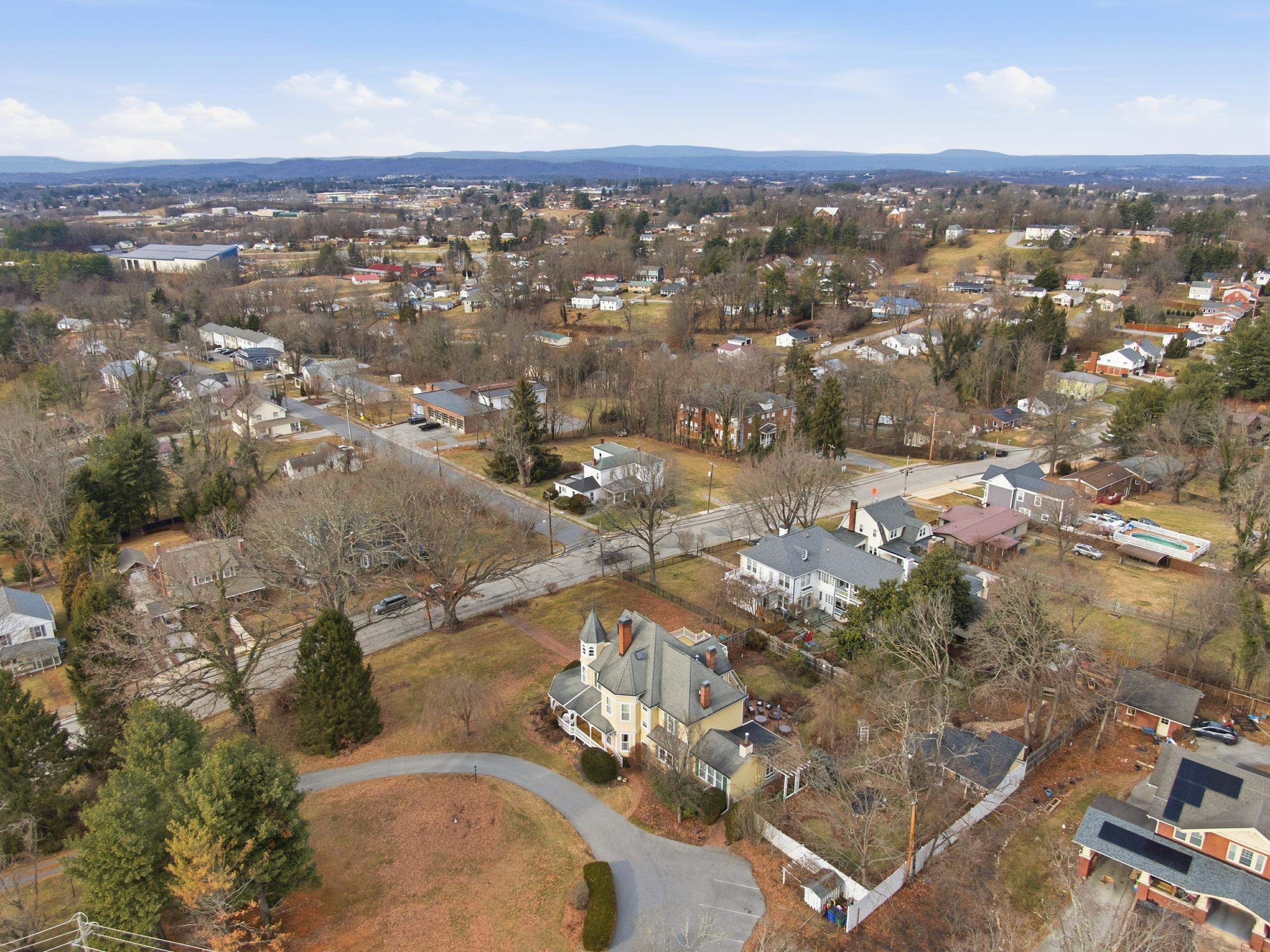 311 E Main Street Christiansburg VA 24073