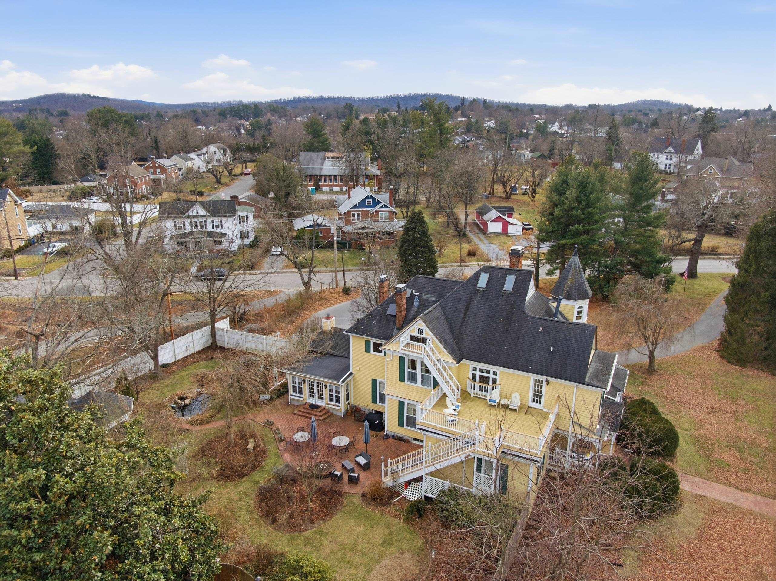 311 E Main Street Christiansburg VA 24073