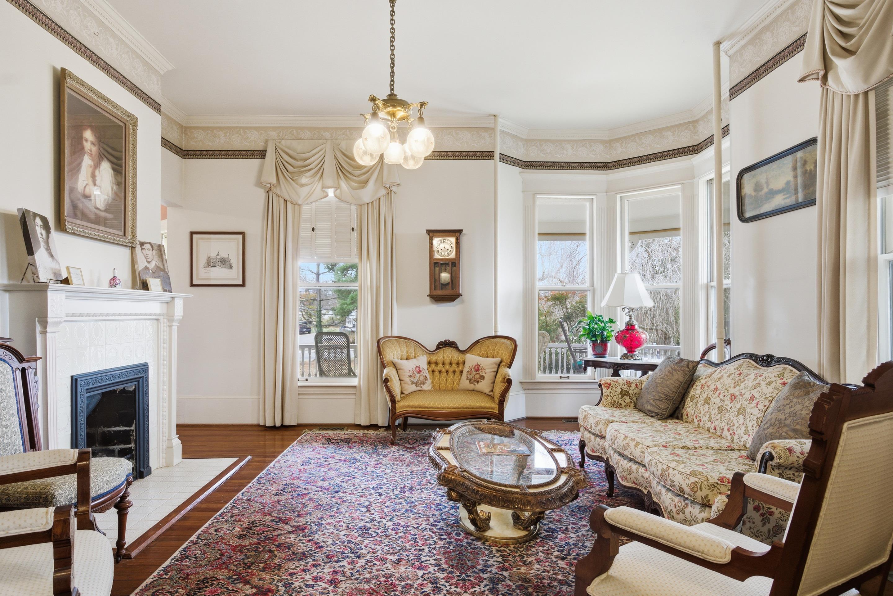 311 E Main Street Christiansburg VA 24073