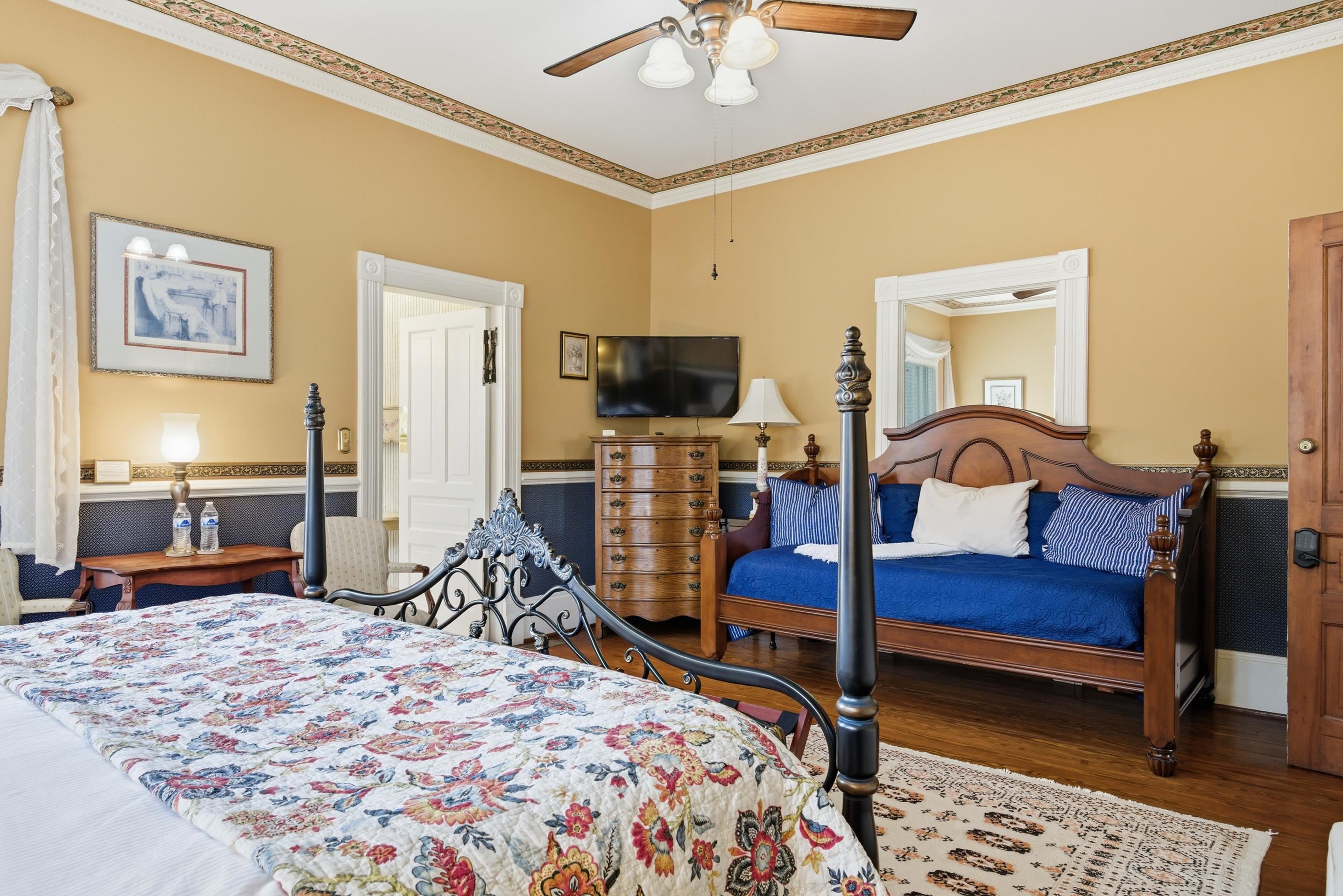 311 E Main Street Christiansburg VA 24073