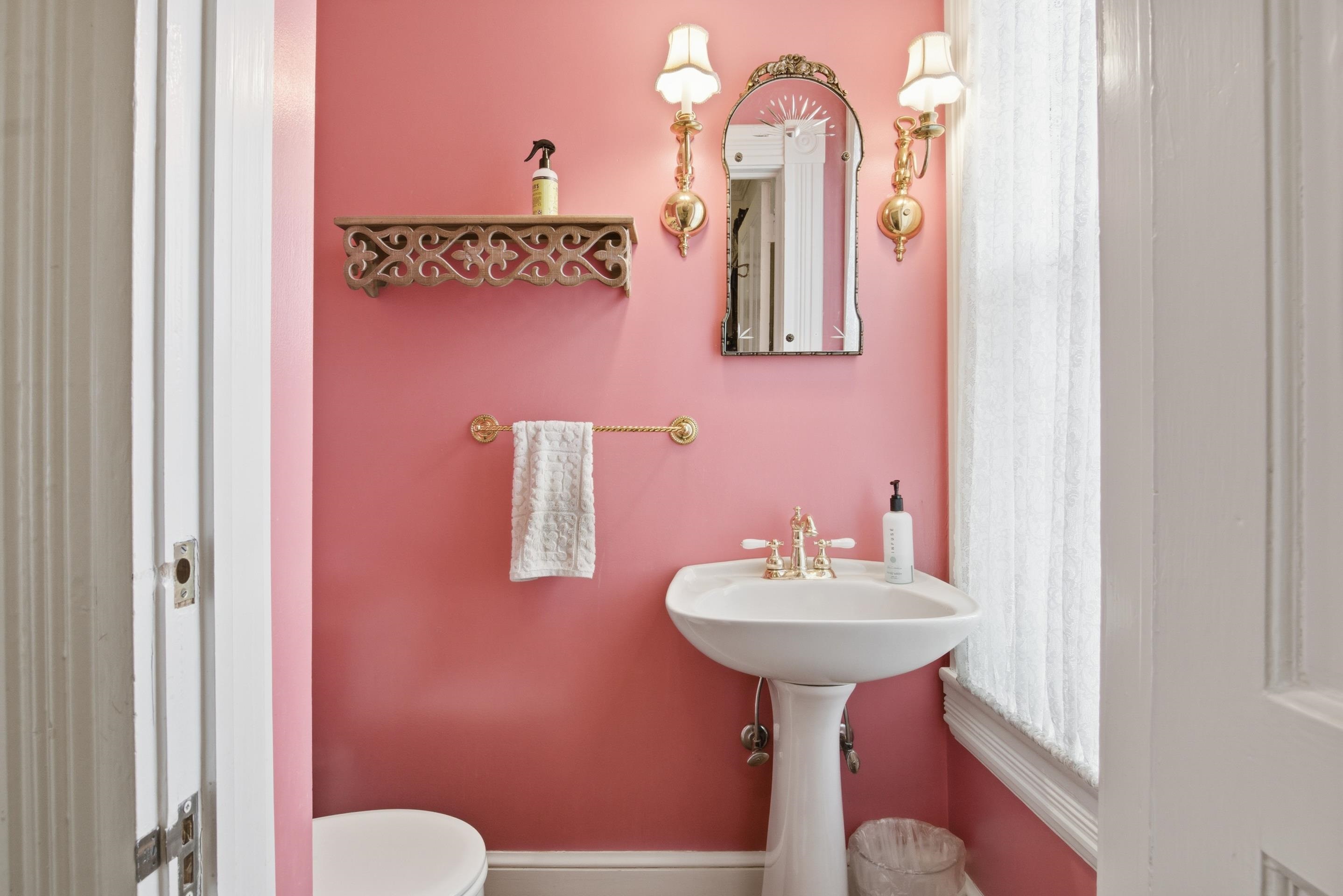 311 E Main Street Christiansburg VA 24073