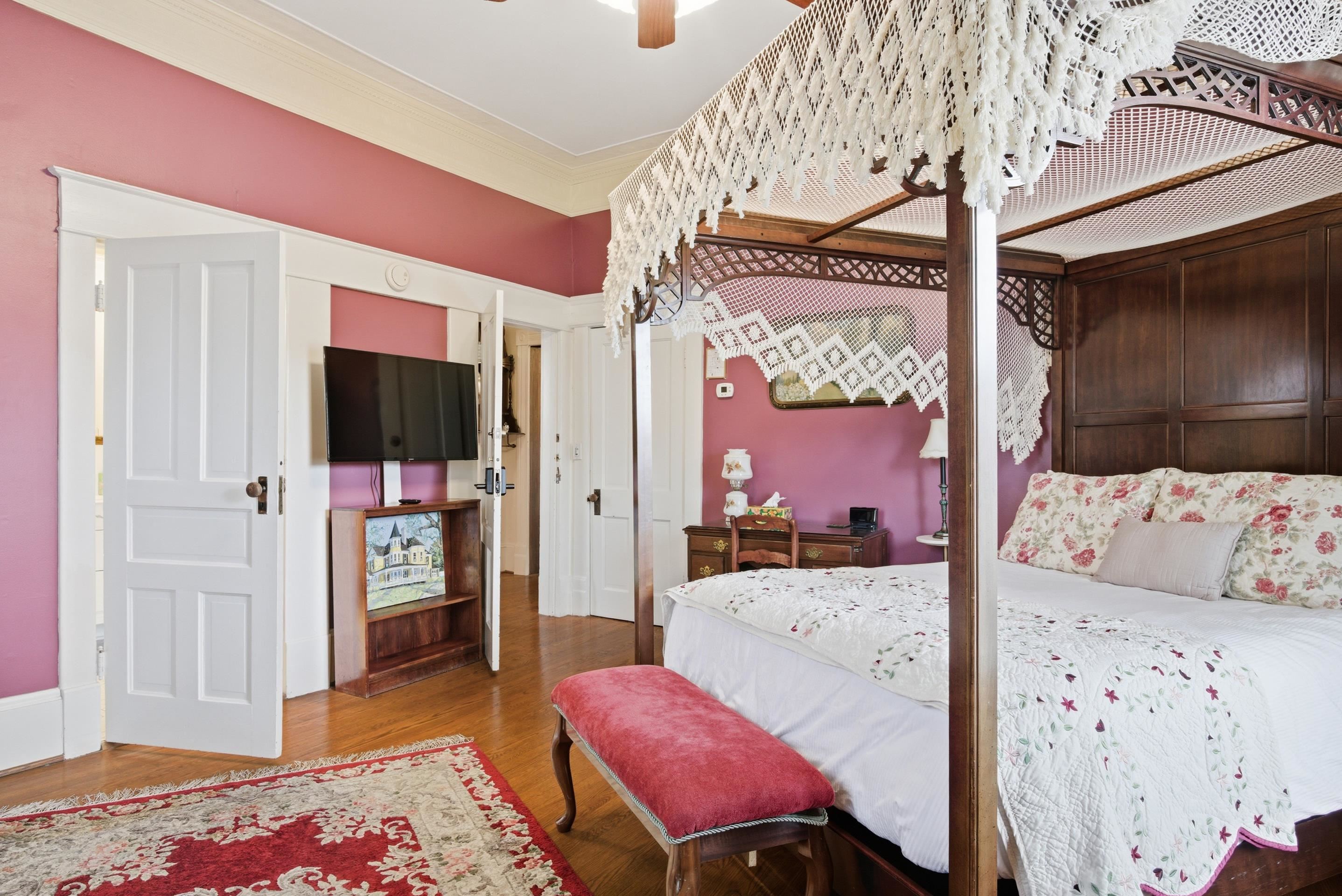 311 E Main Street Christiansburg VA 24073