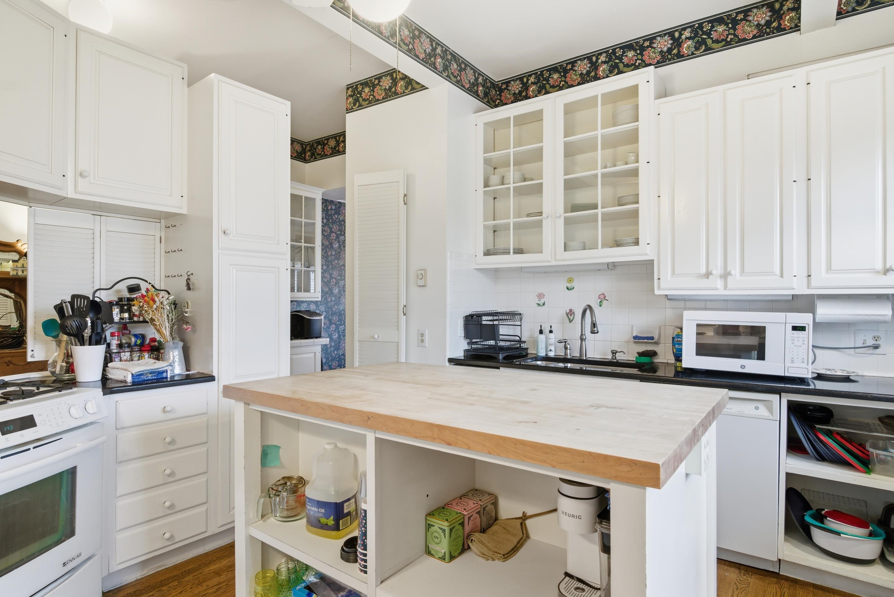 311 E Main Street Christiansburg VA 24073