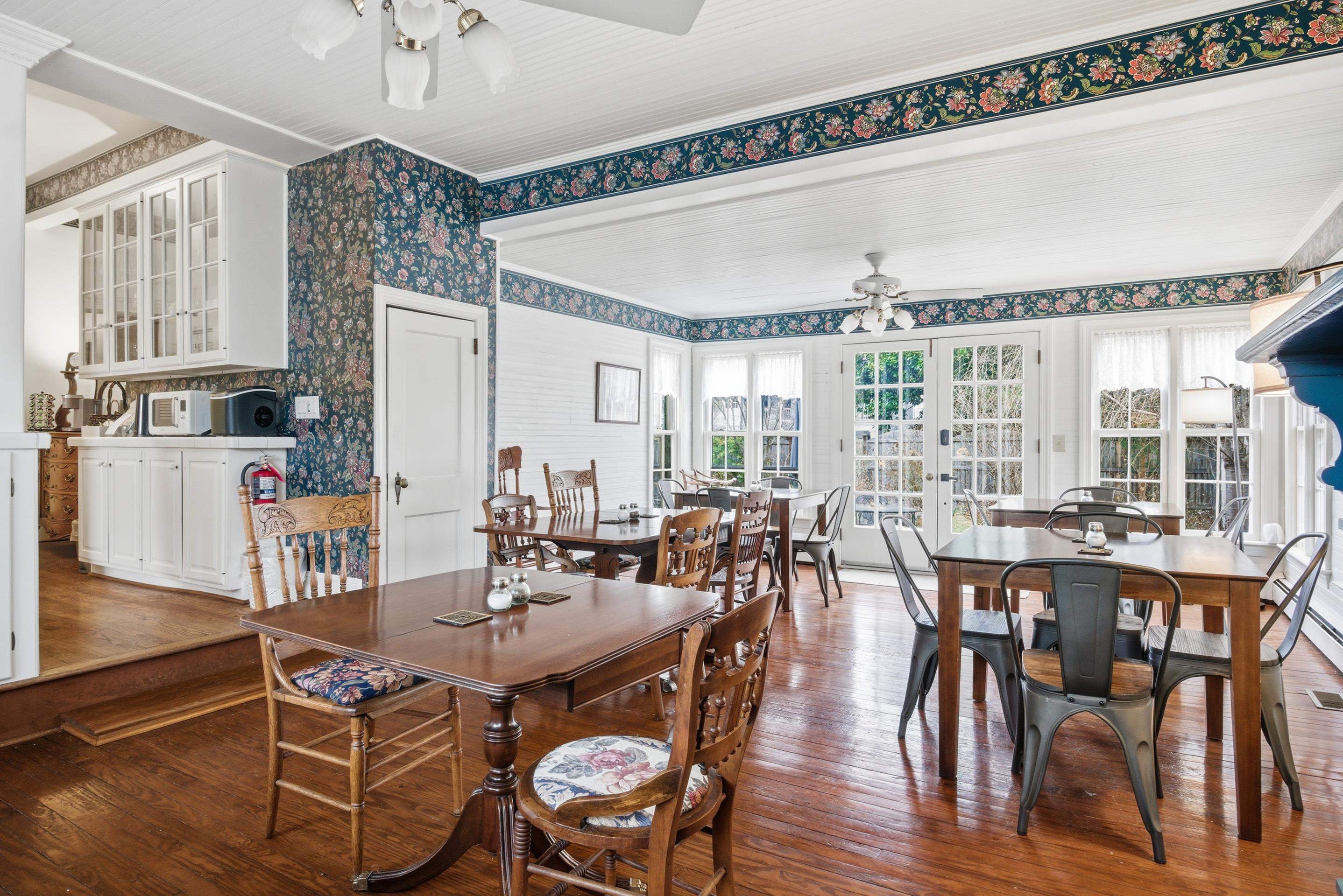 311 E Main Street Christiansburg VA 24073