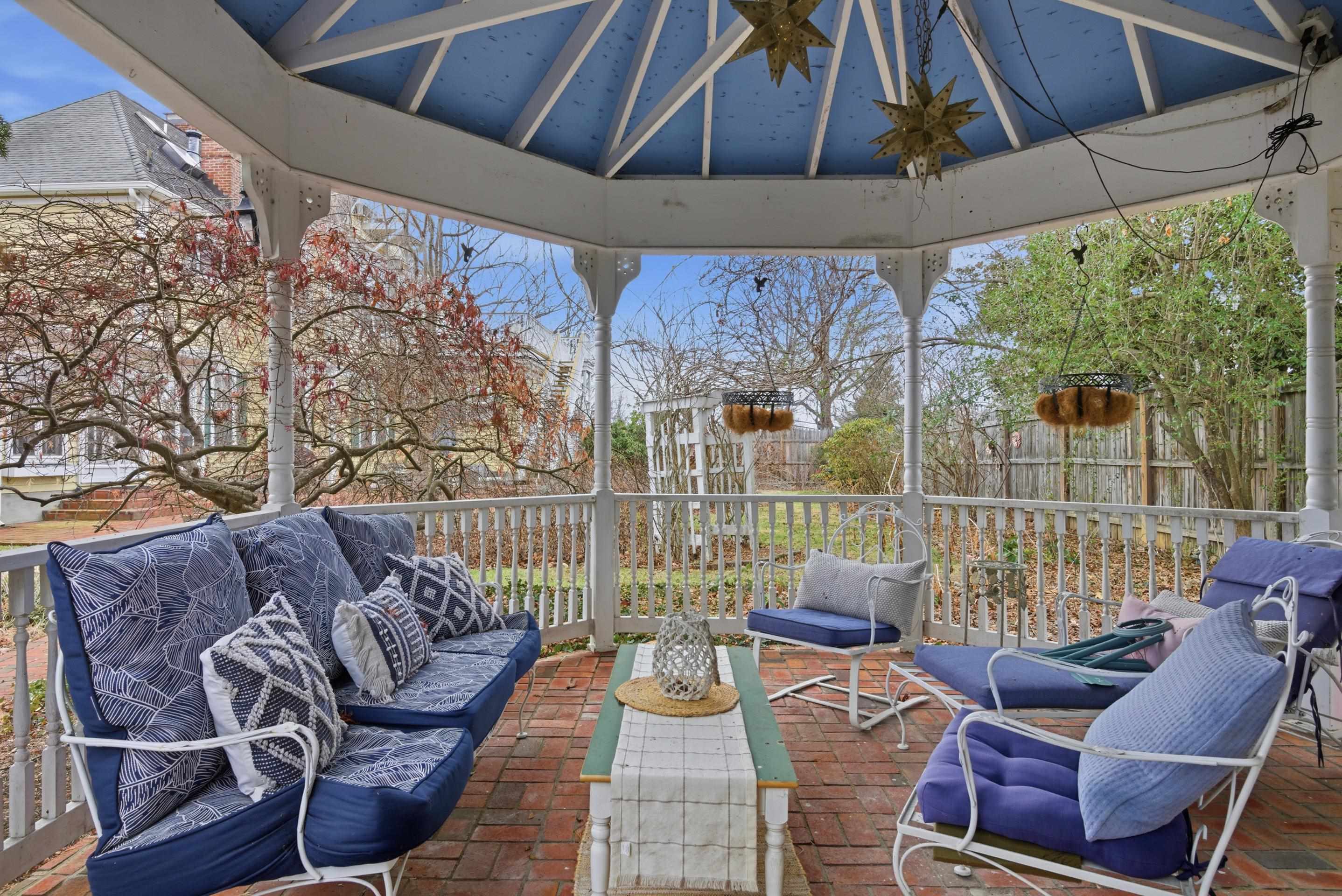 311 E Main Street Christiansburg VA 24073