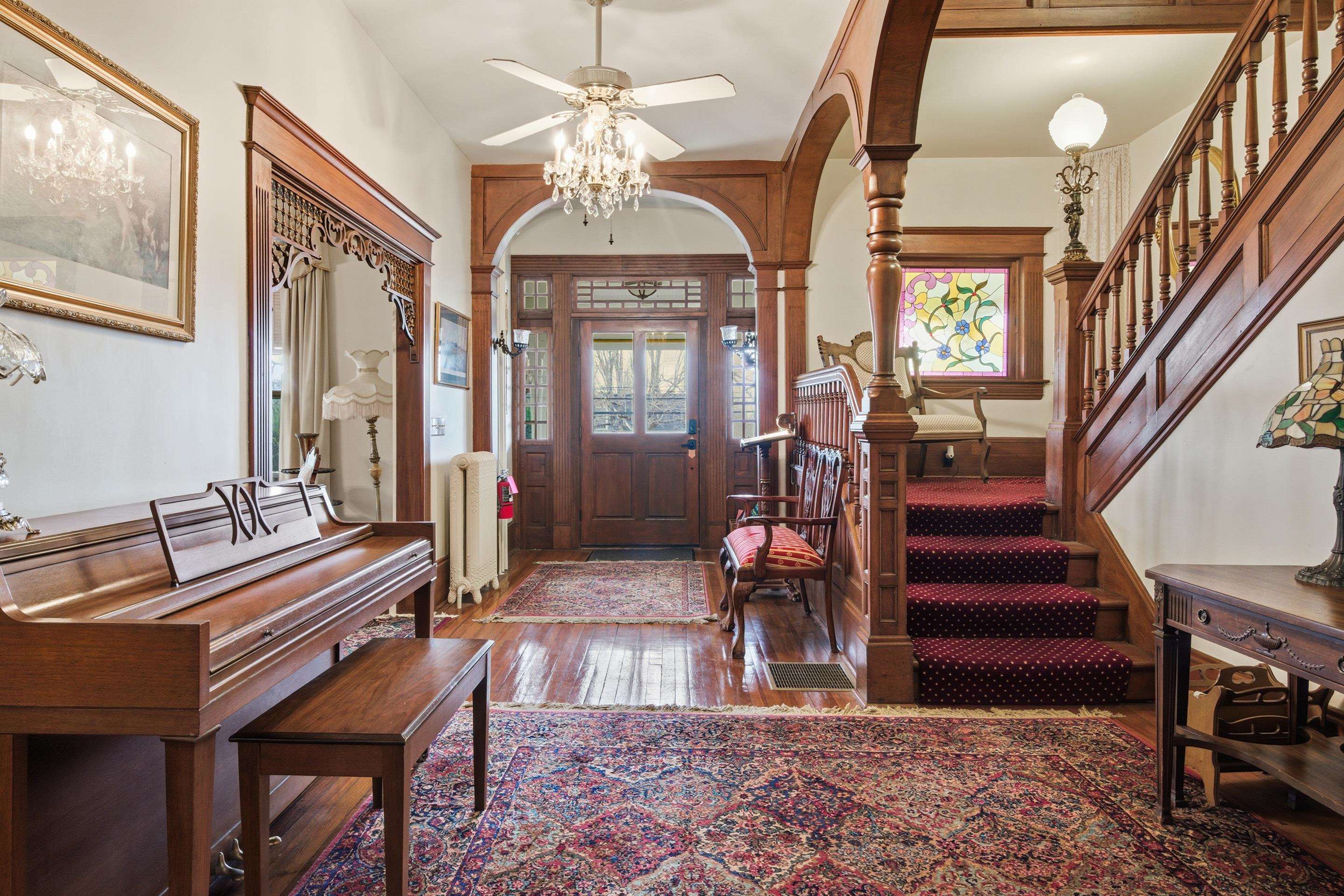 311 E Main Street Christiansburg VA 24073