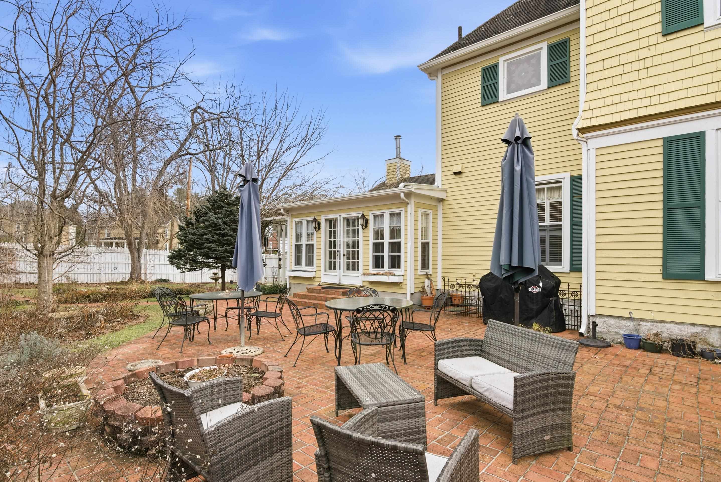 311 E Main Street Christiansburg VA 24073