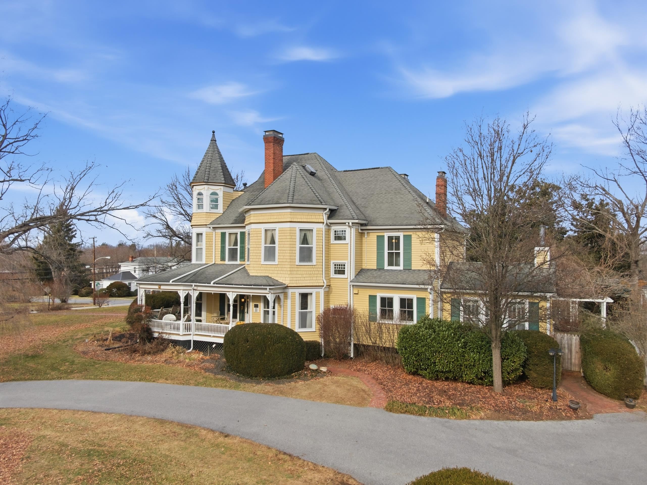 311 E Main Street Christiansburg VA 24073