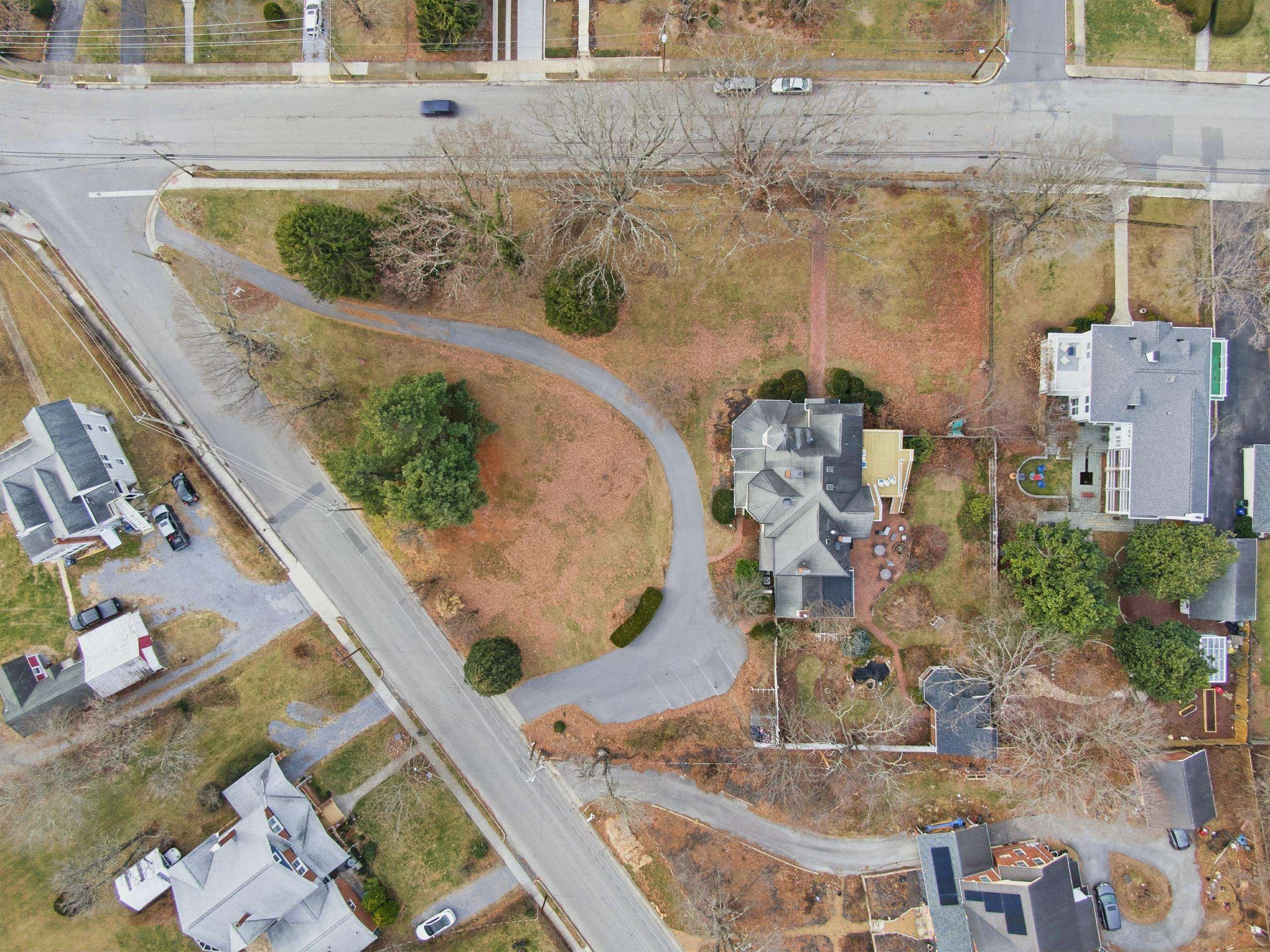 311 E Main Street Christiansburg VA 24073