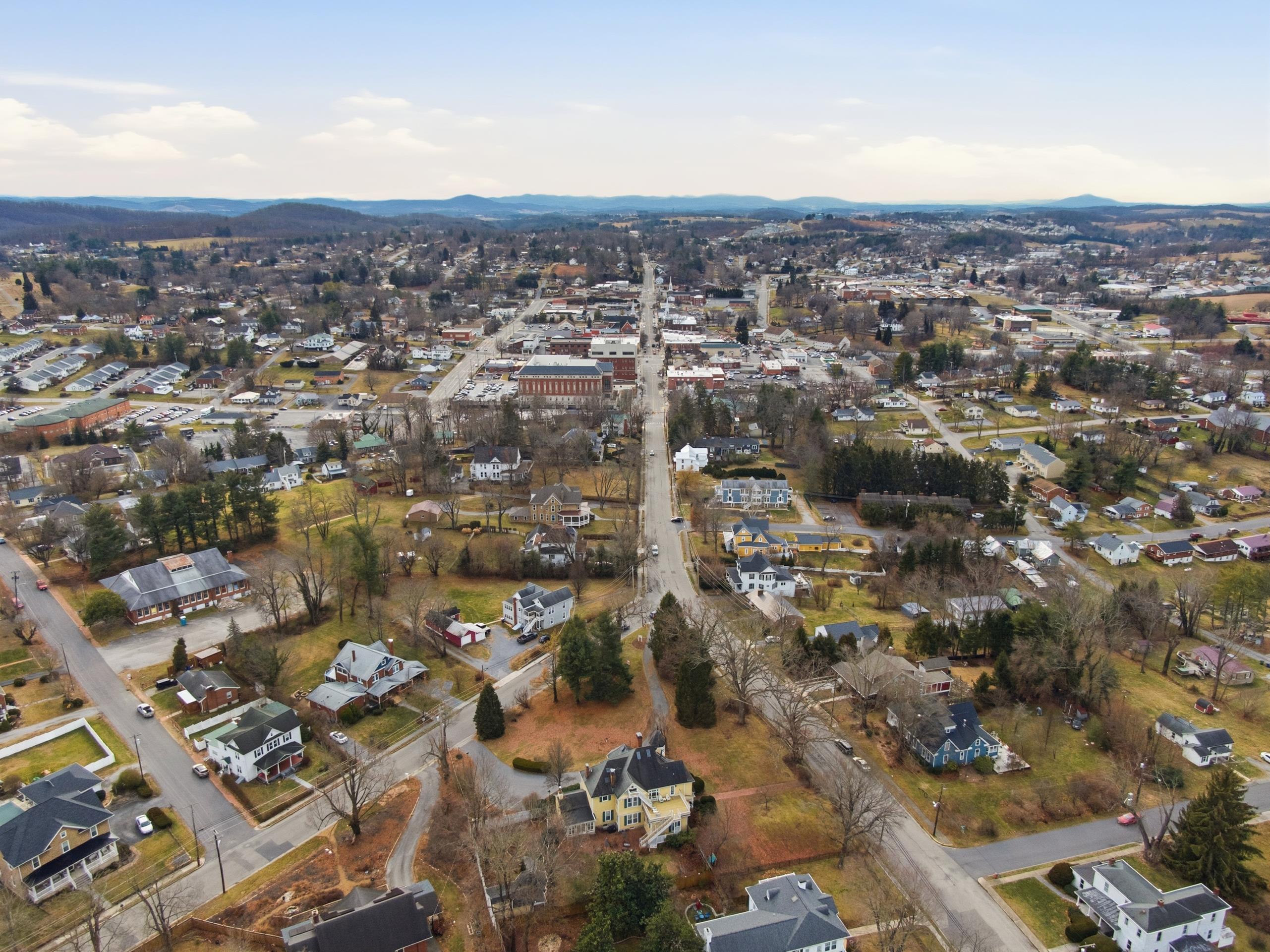 311 E Main Street Christiansburg VA 24073