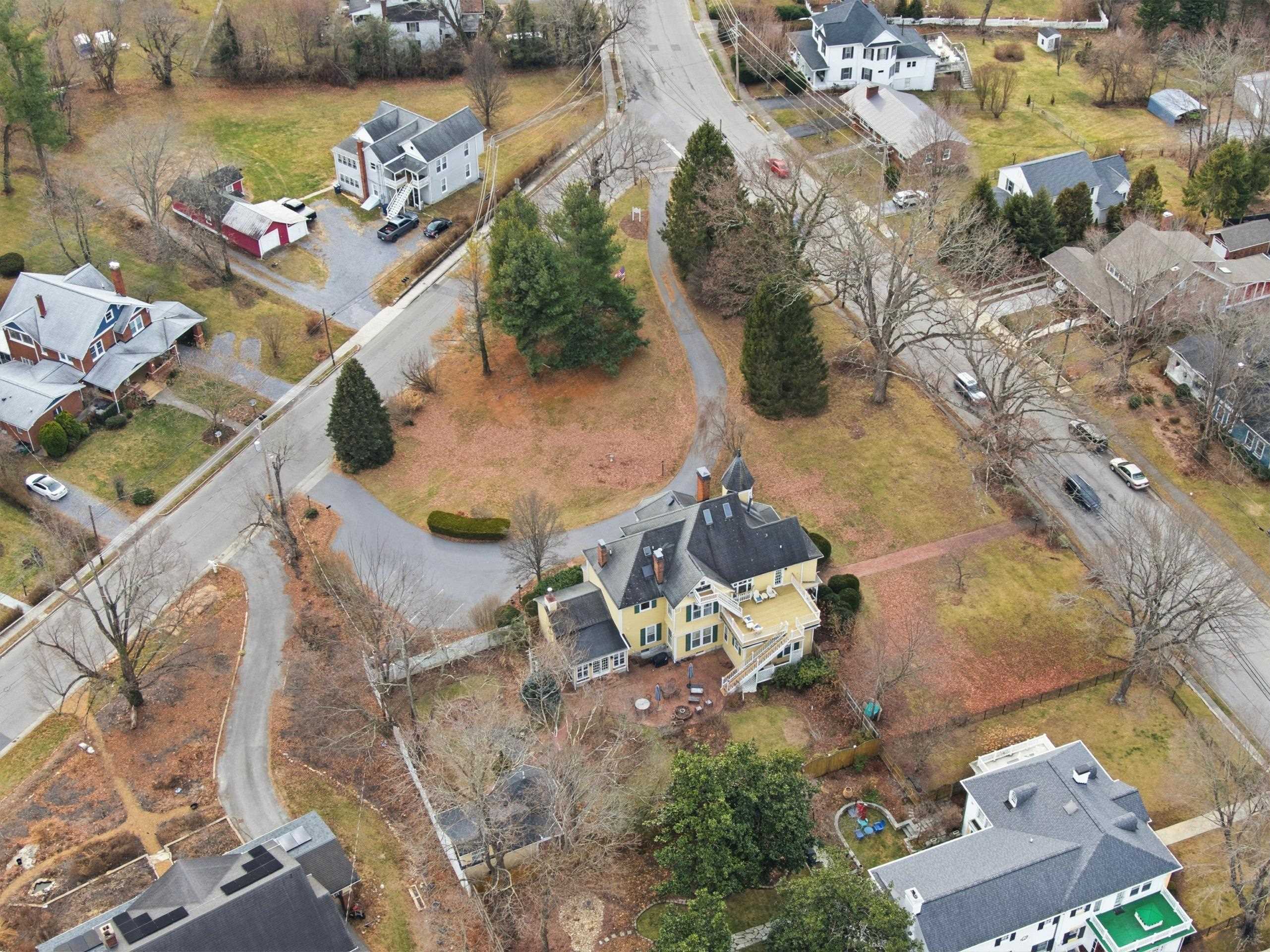 311 E Main Street Christiansburg VA 24073