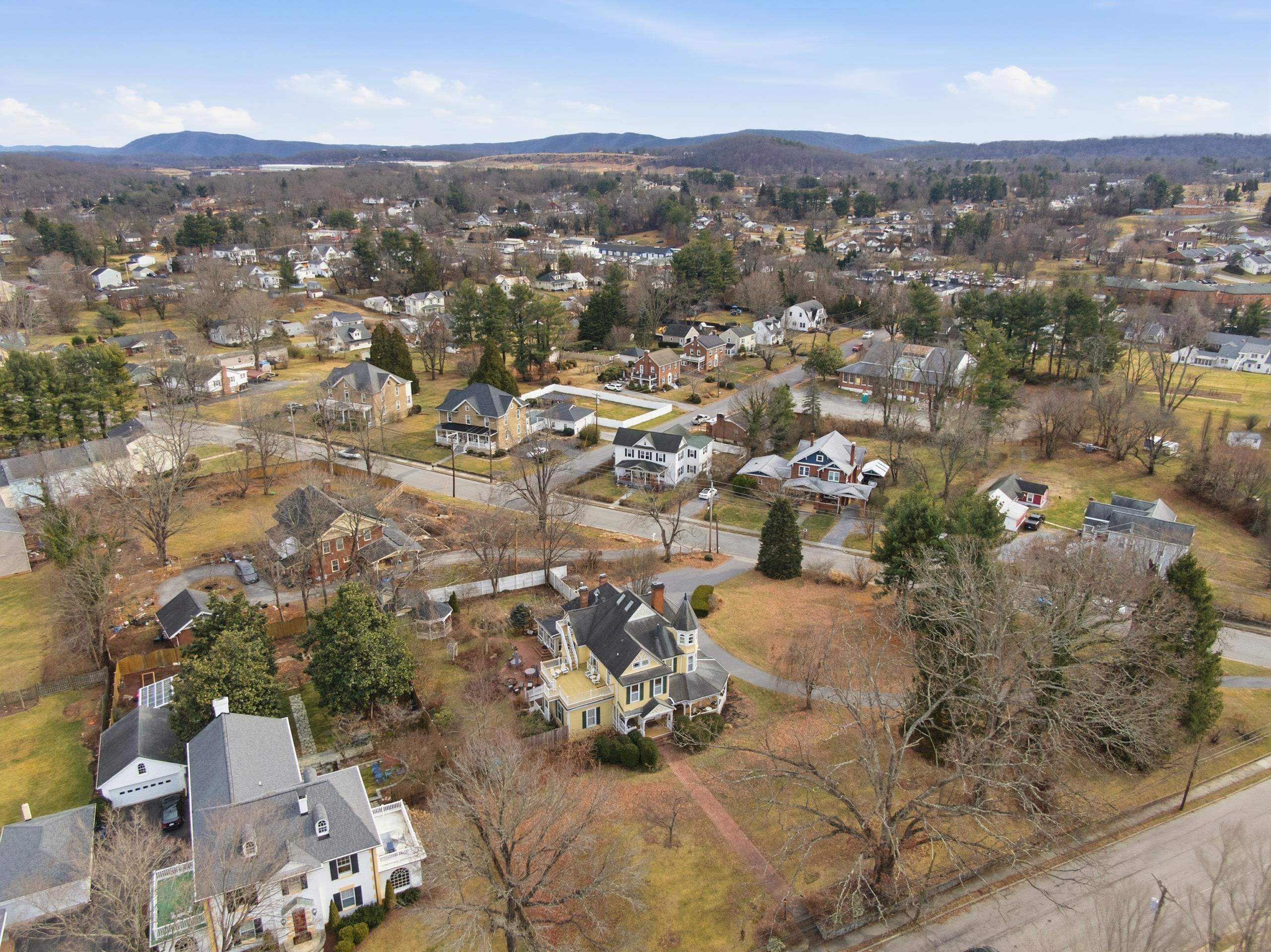 311 E Main Street Christiansburg VA 24073