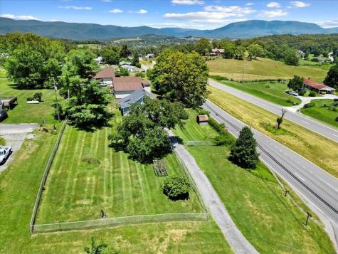 103 Hill Street Pearisburg VA 24134