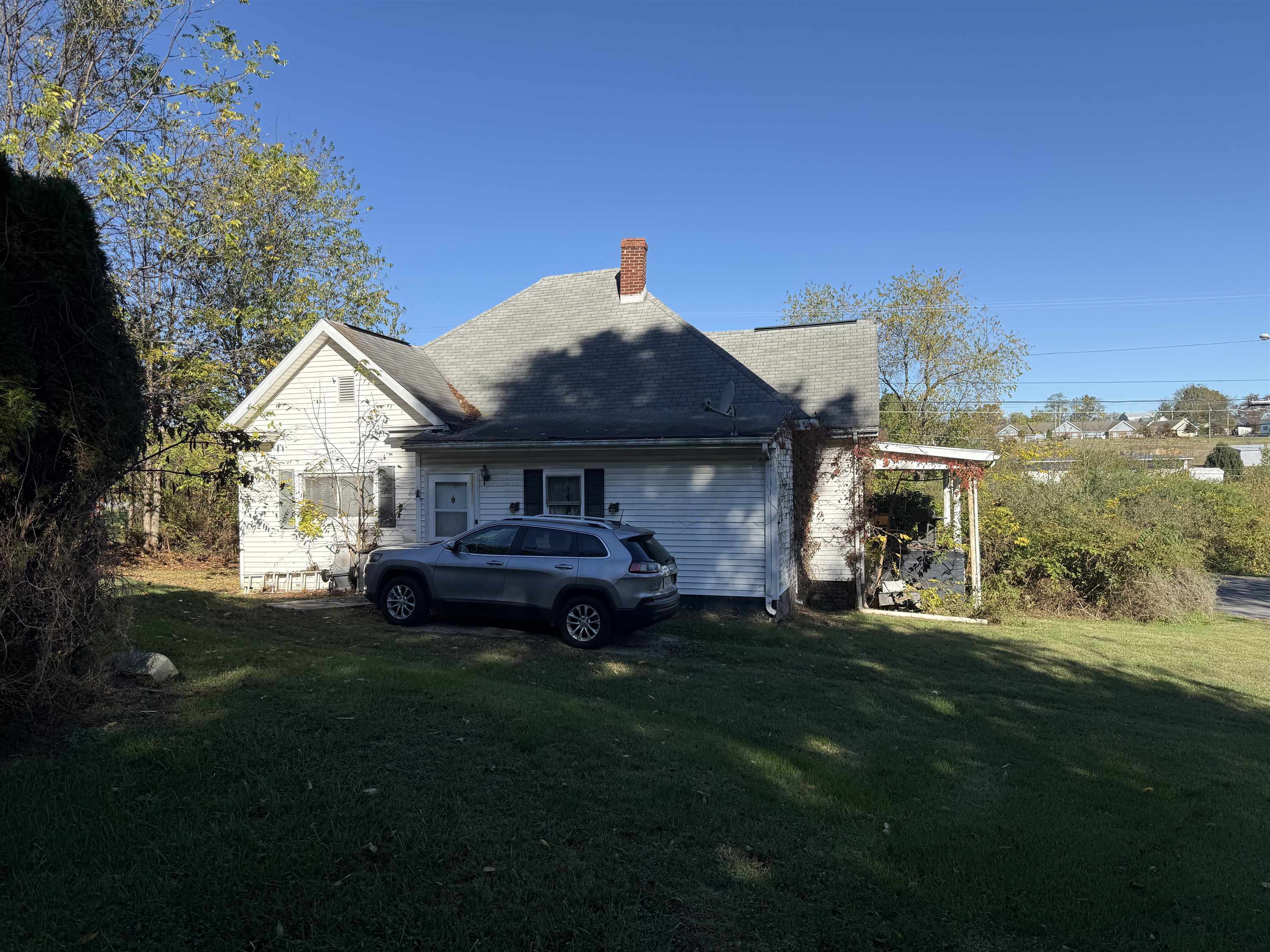 805 W Madison Street Wytheville VA 24382