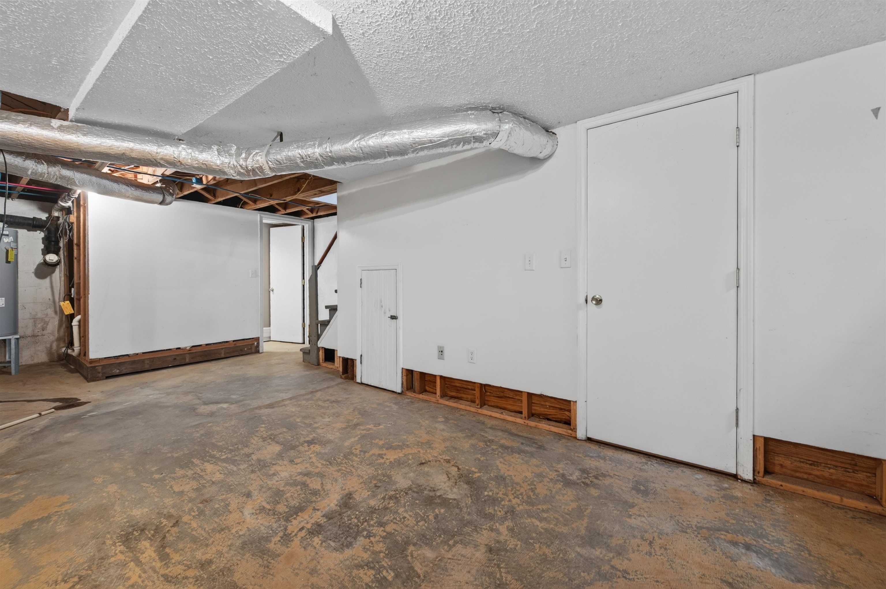 319 Baker Street SE Floyd VA 24091