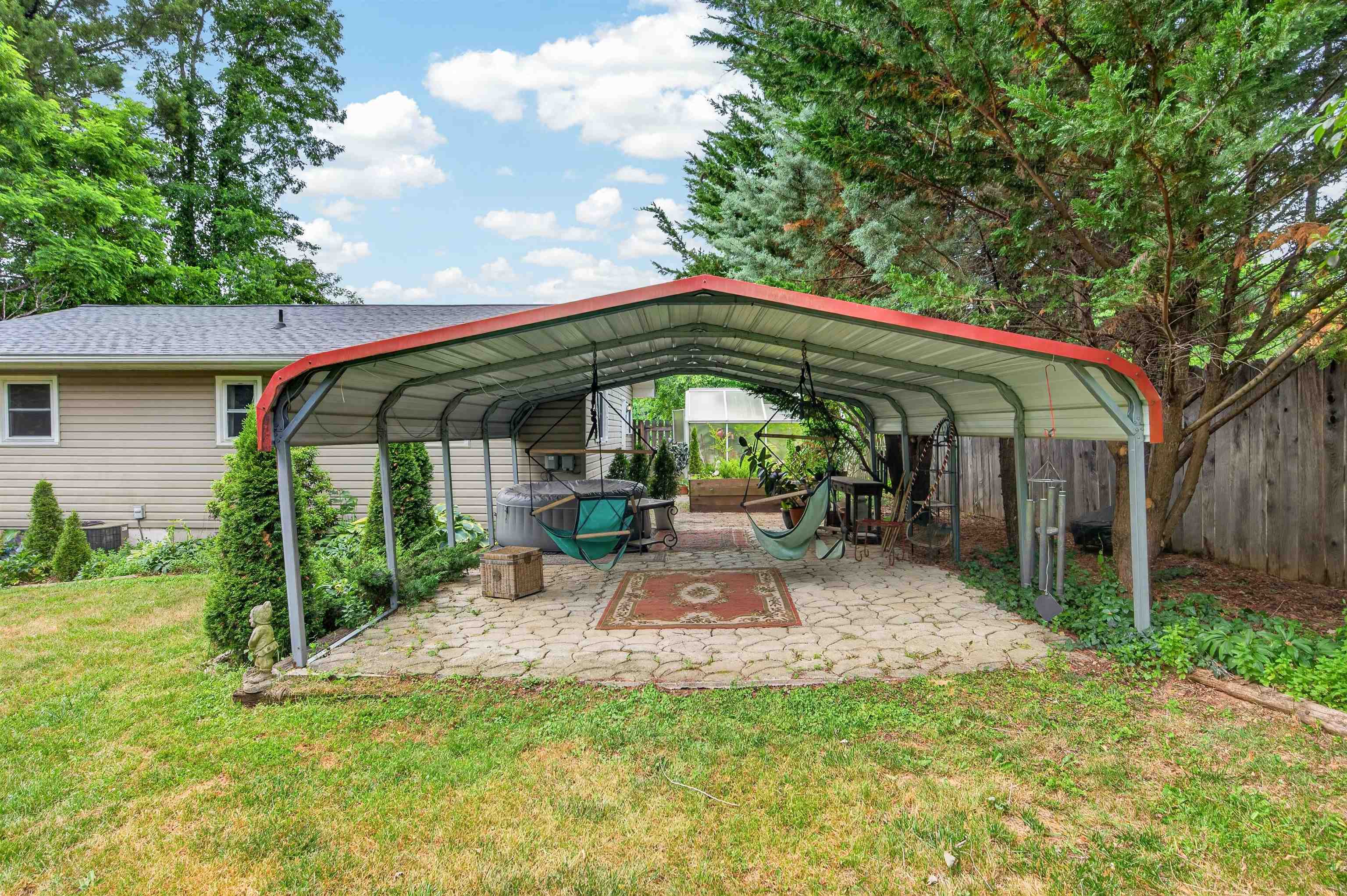 319 Baker Street SE Floyd VA 24091