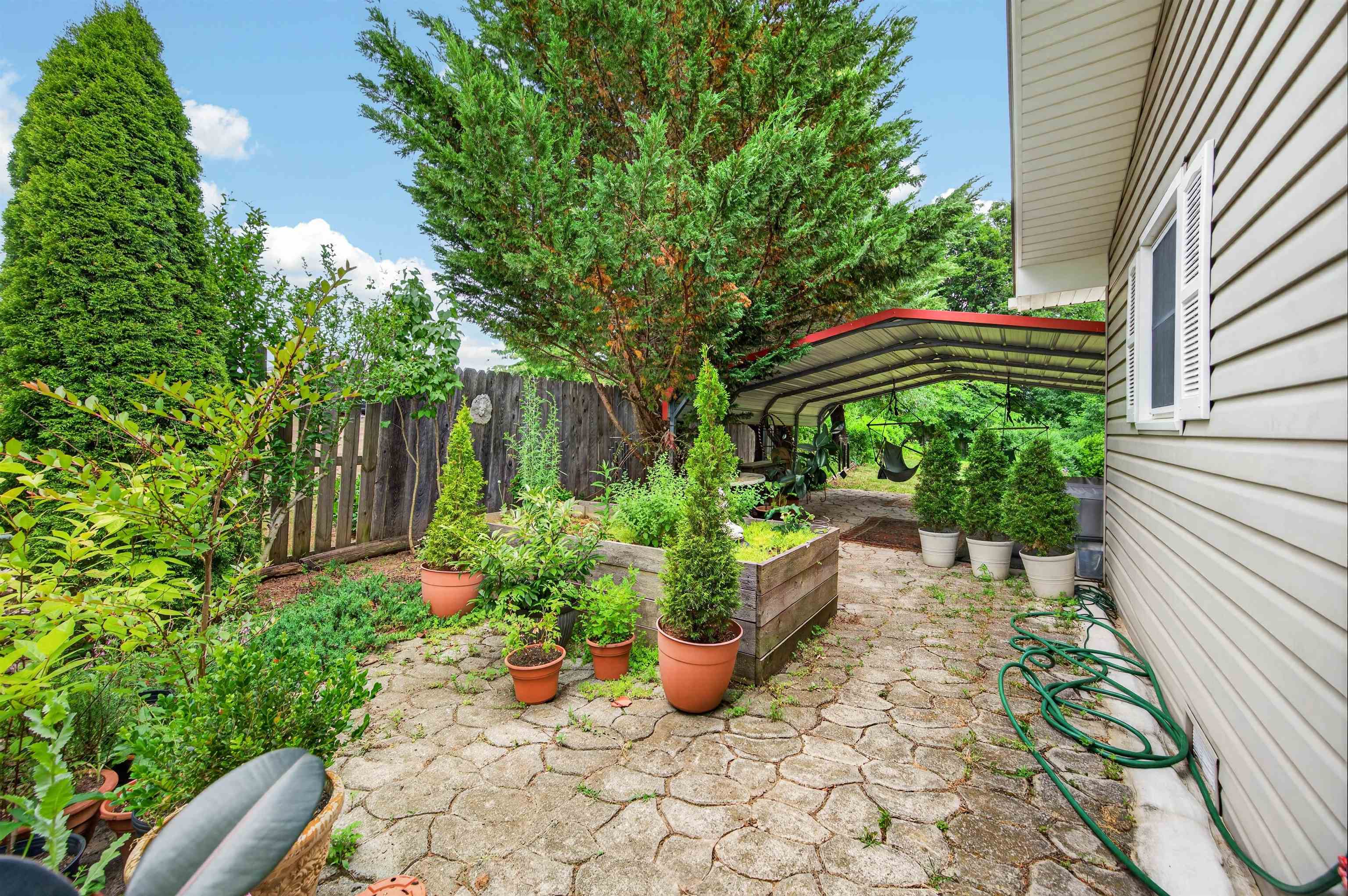 319 Baker Street SE Floyd VA 24091