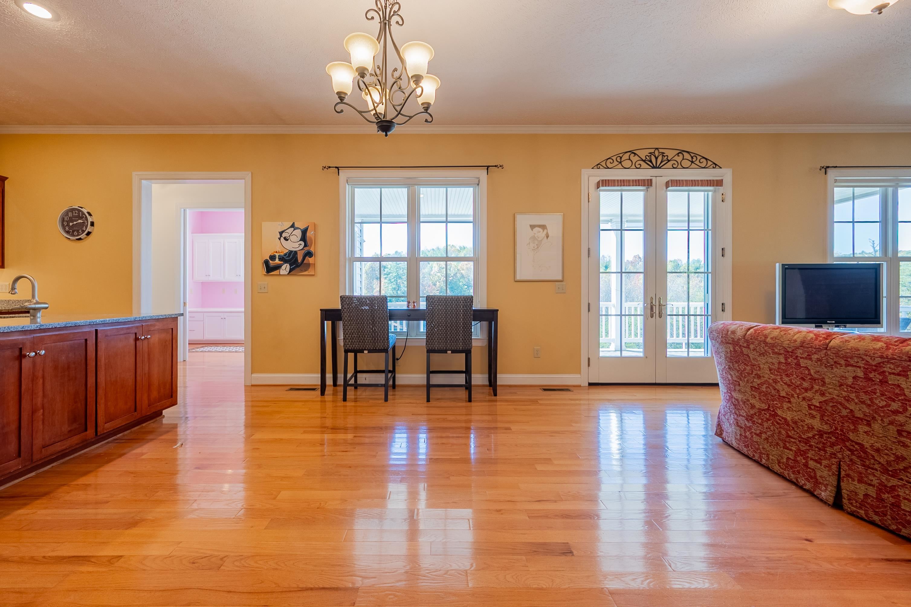 254 Dusty Mile Road NW Willis VA 24380