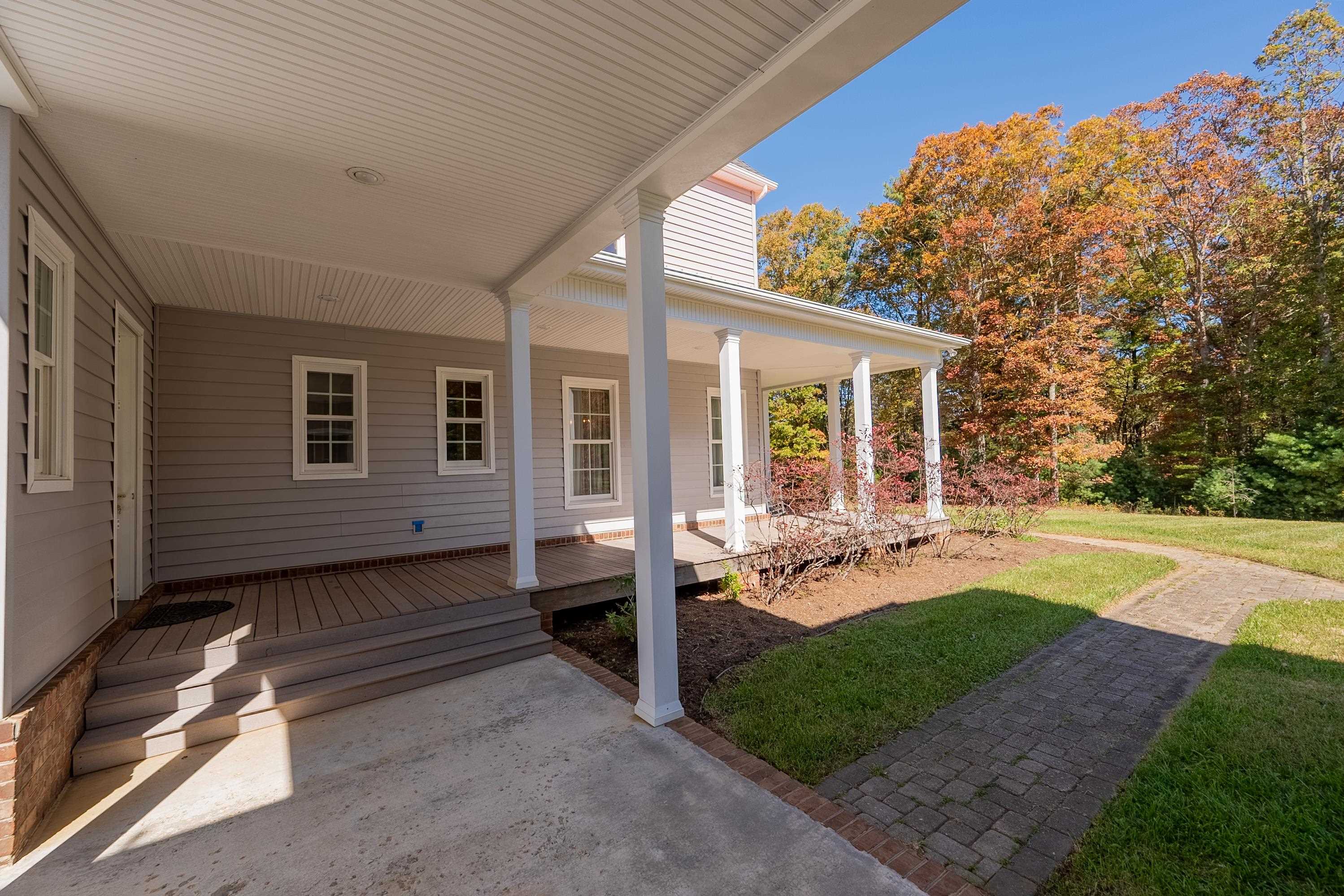 254 Dusty Mile Road NW Willis VA 24380