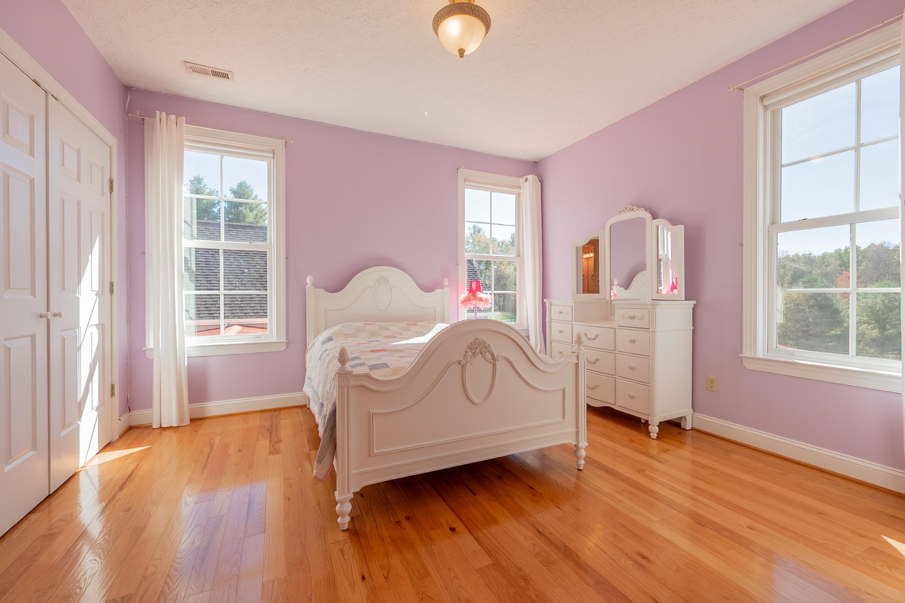 254 Dusty Mile Road NW Willis VA 24380