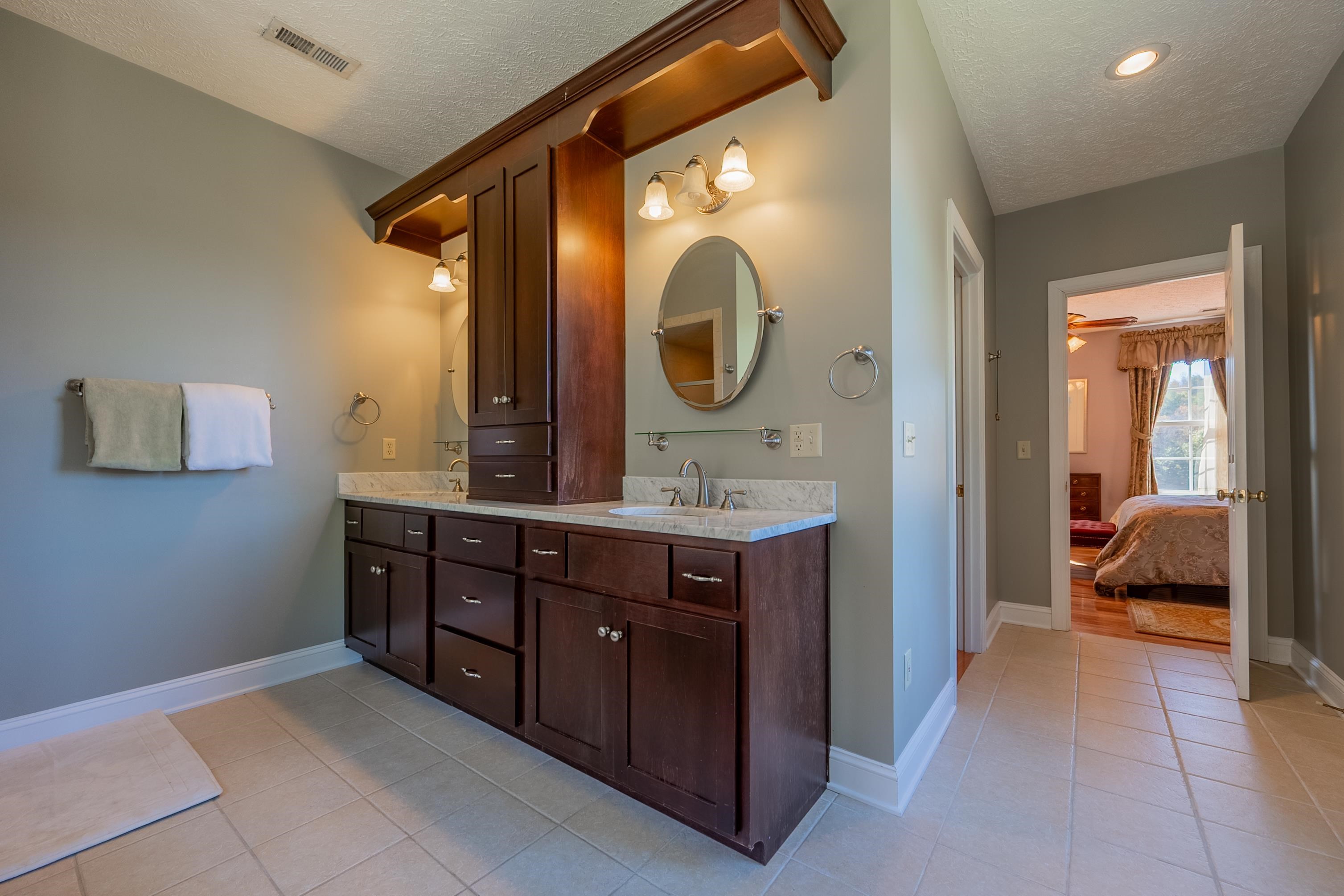 254 Dusty Mile Road NW Willis VA 24380