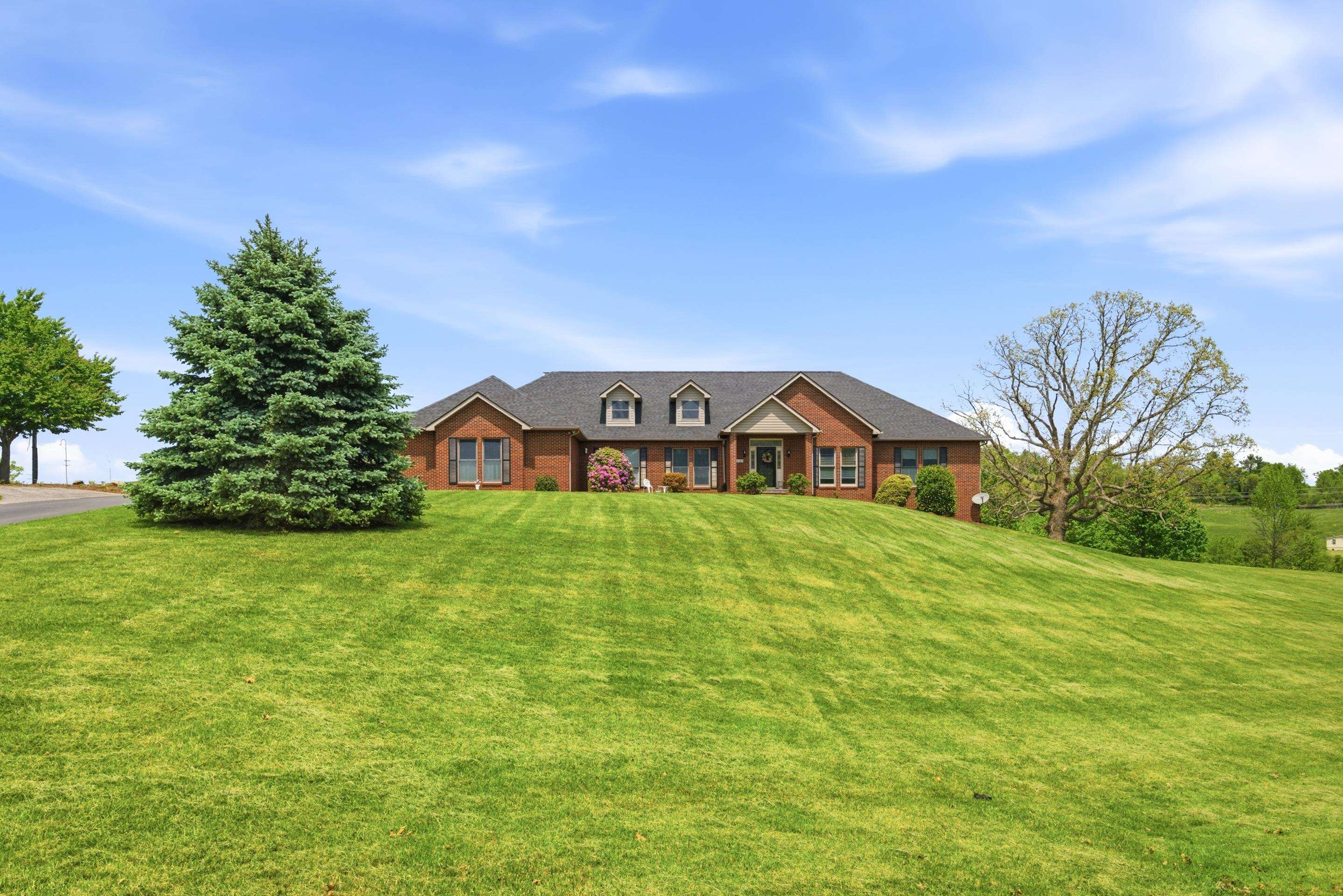 2701 Christiana Court Christiansburg VA 24073