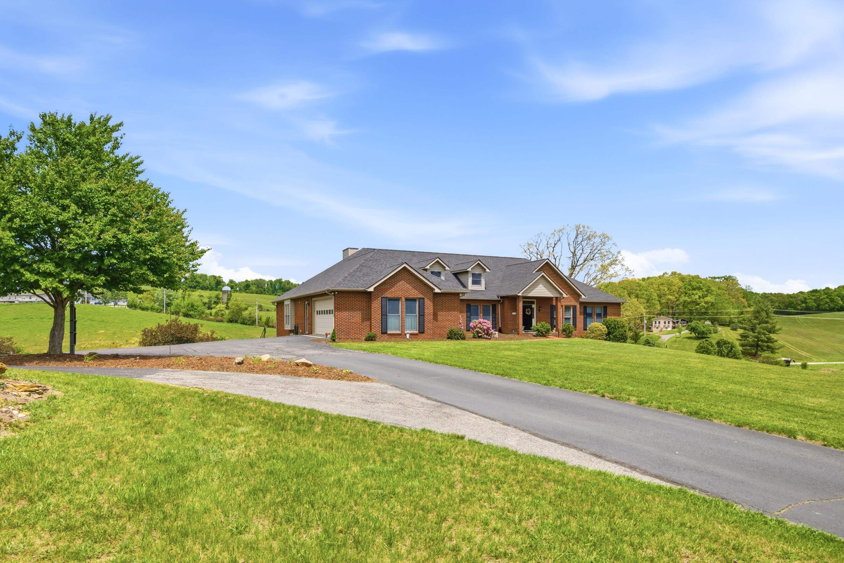 2701 Christiana Court Christiansburg VA 24073