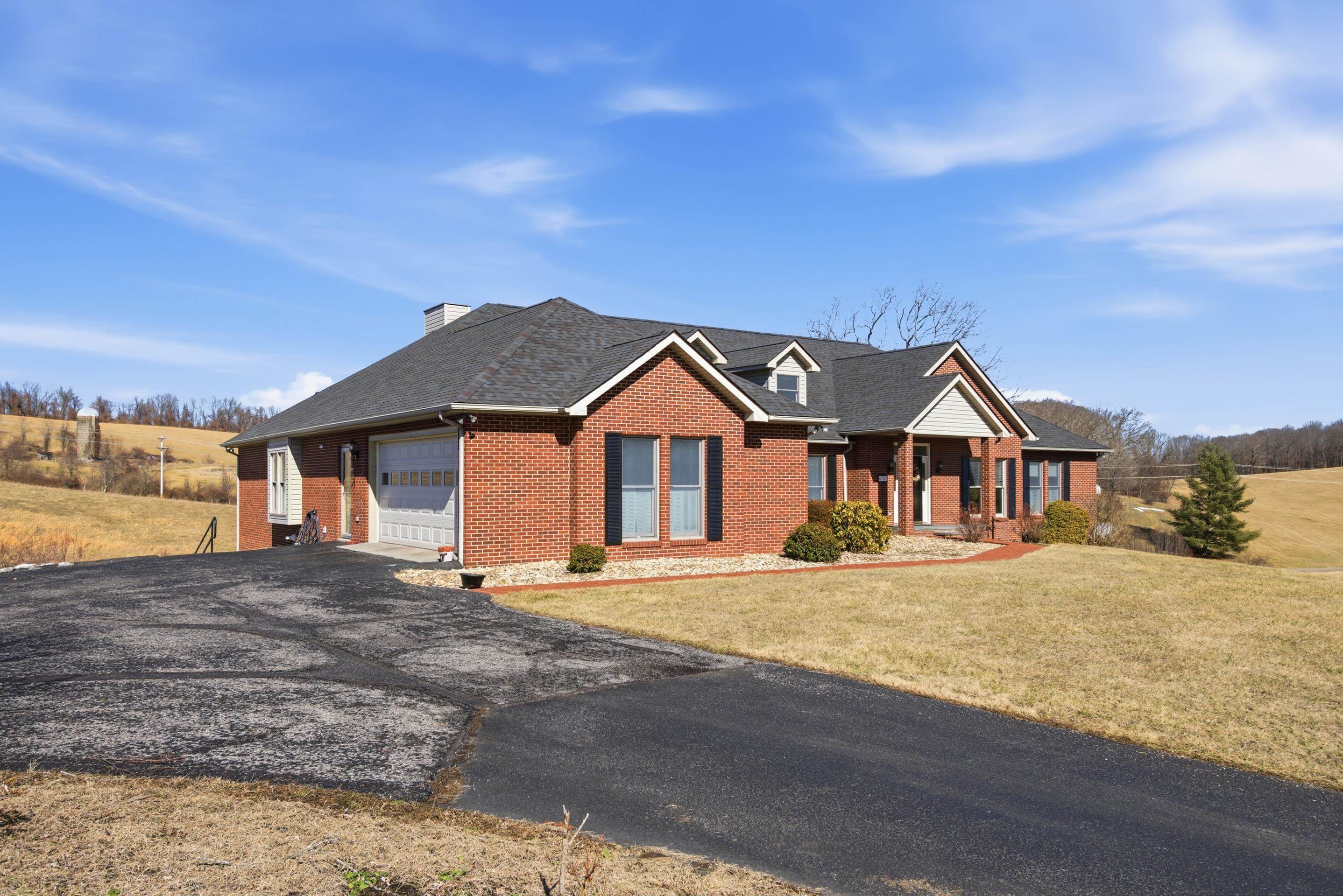 2701 Christiana Court Christiansburg VA 24073