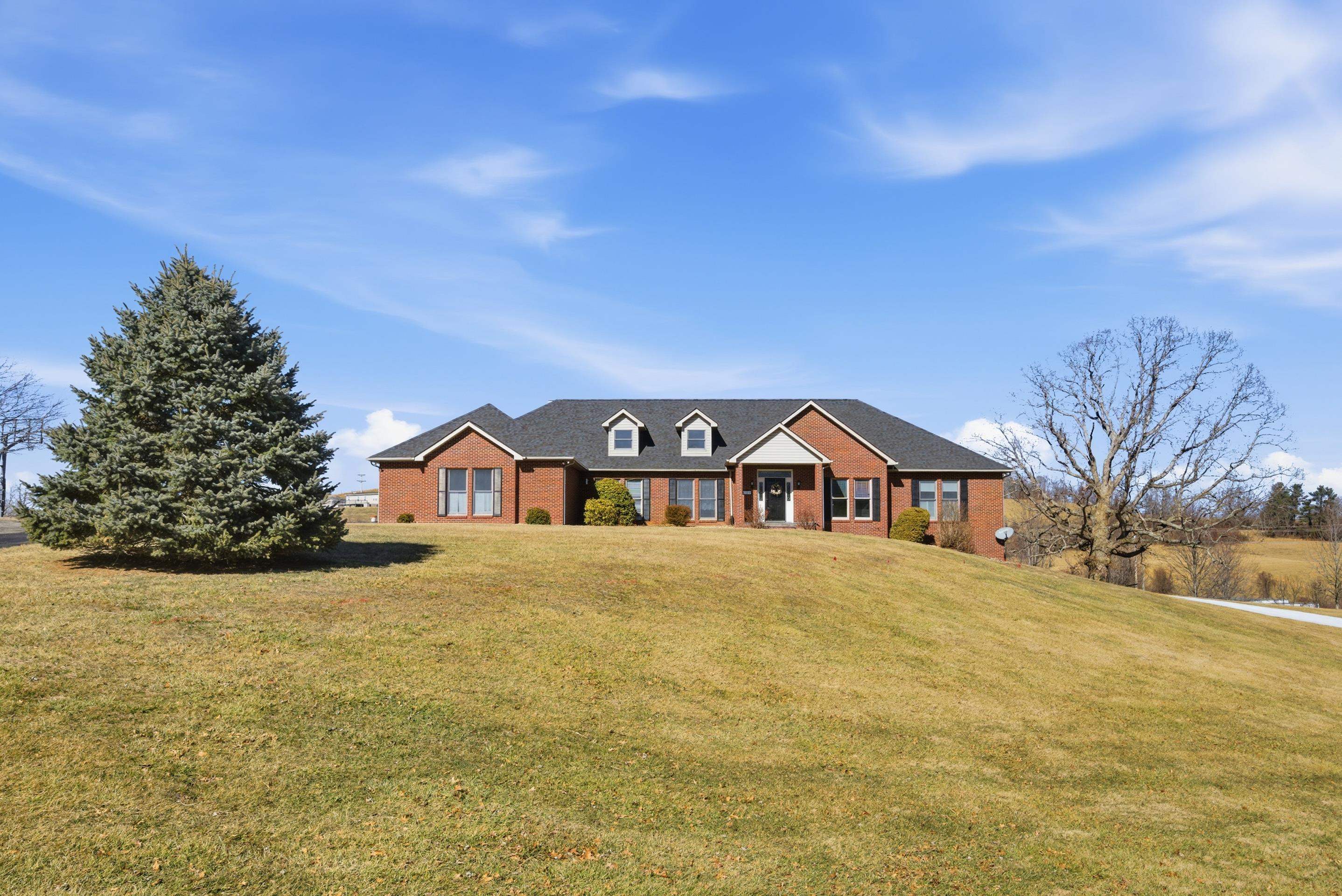 2701 Christiana Court Christiansburg VA 24073