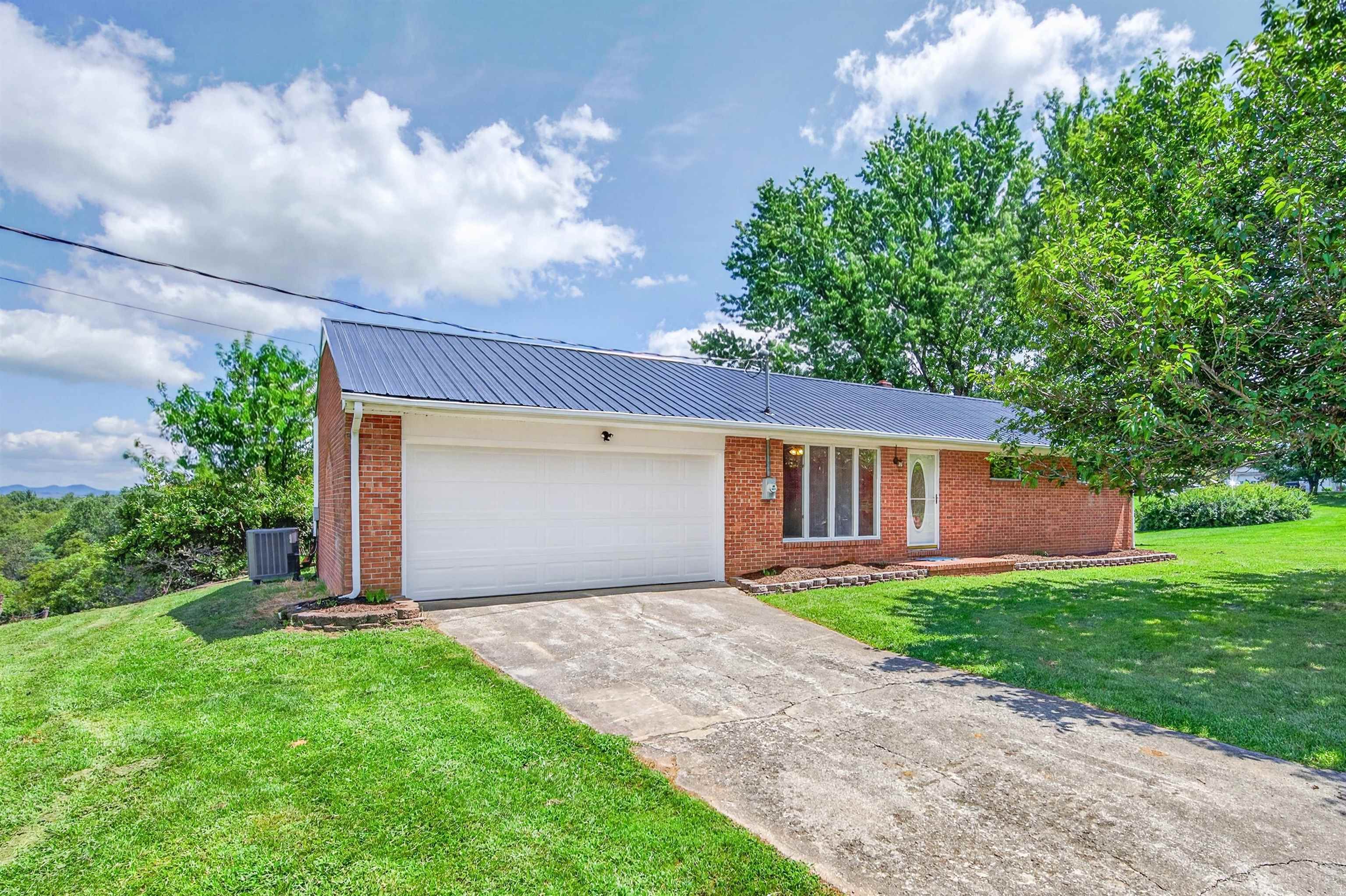 538 Ridge Road Austinville VA 24312
