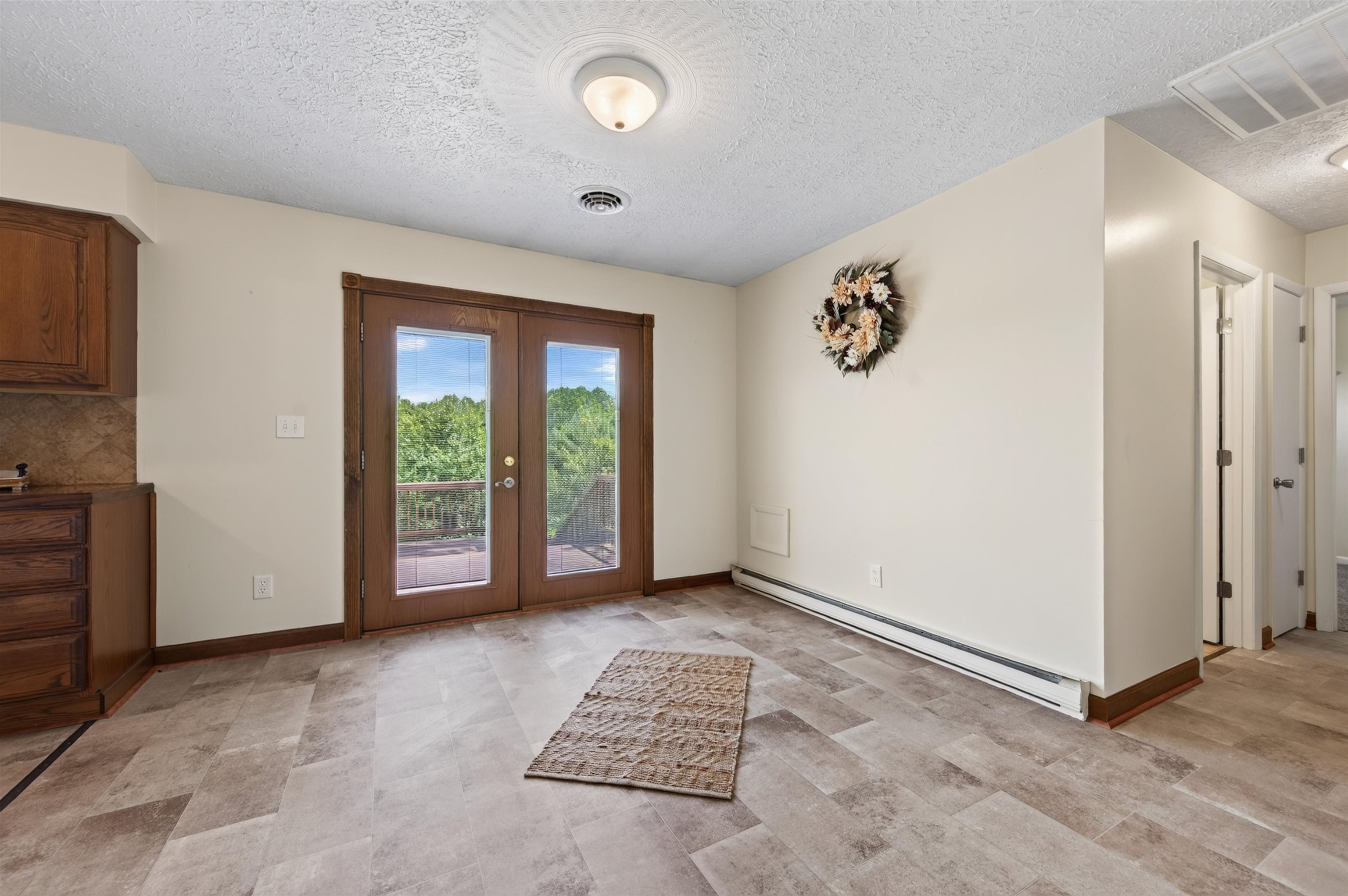 538 Ridge Road Austinville VA 24312