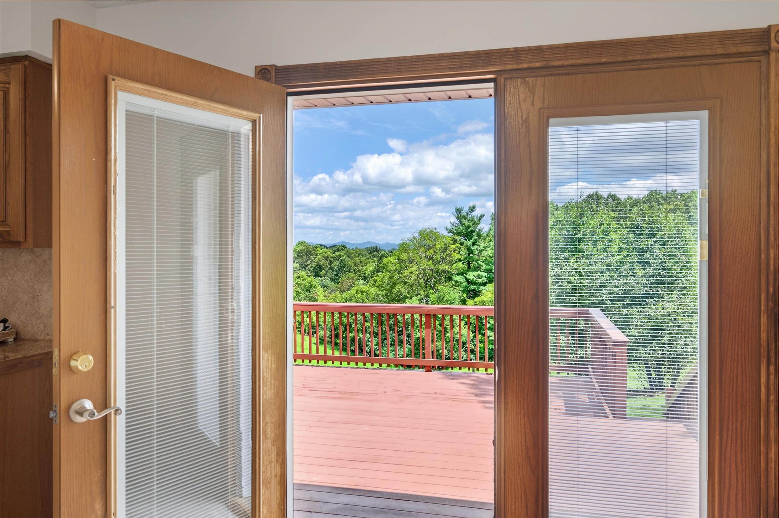 538 Ridge Road Austinville VA 24312