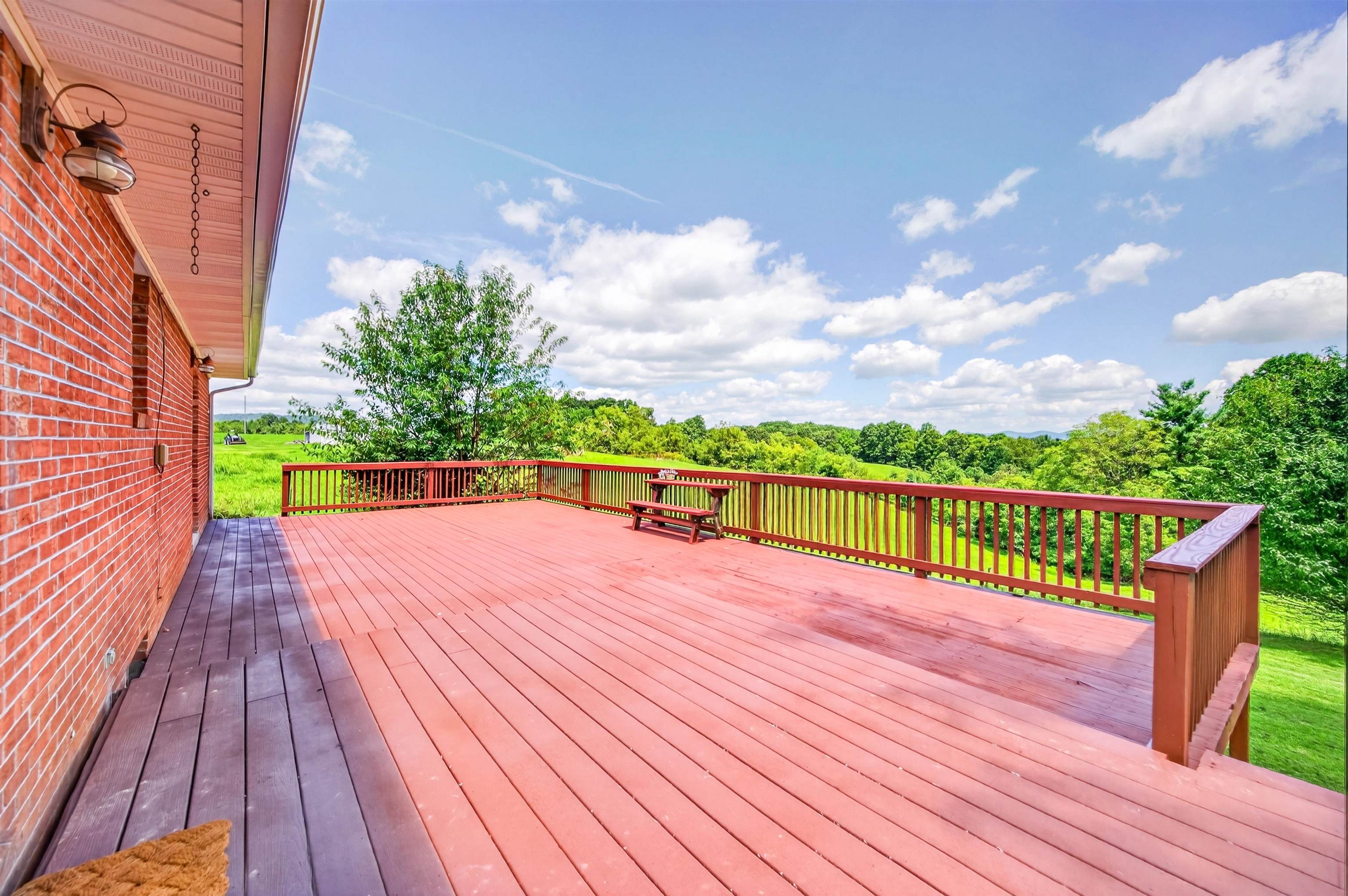 538 Ridge Road Austinville VA 24312