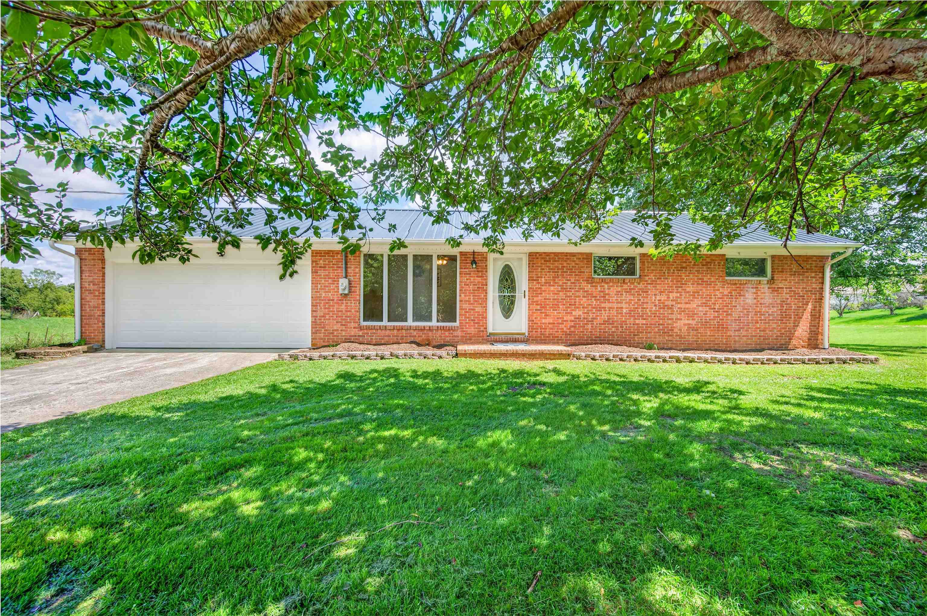 538 Ridge Road Austinville VA 24312