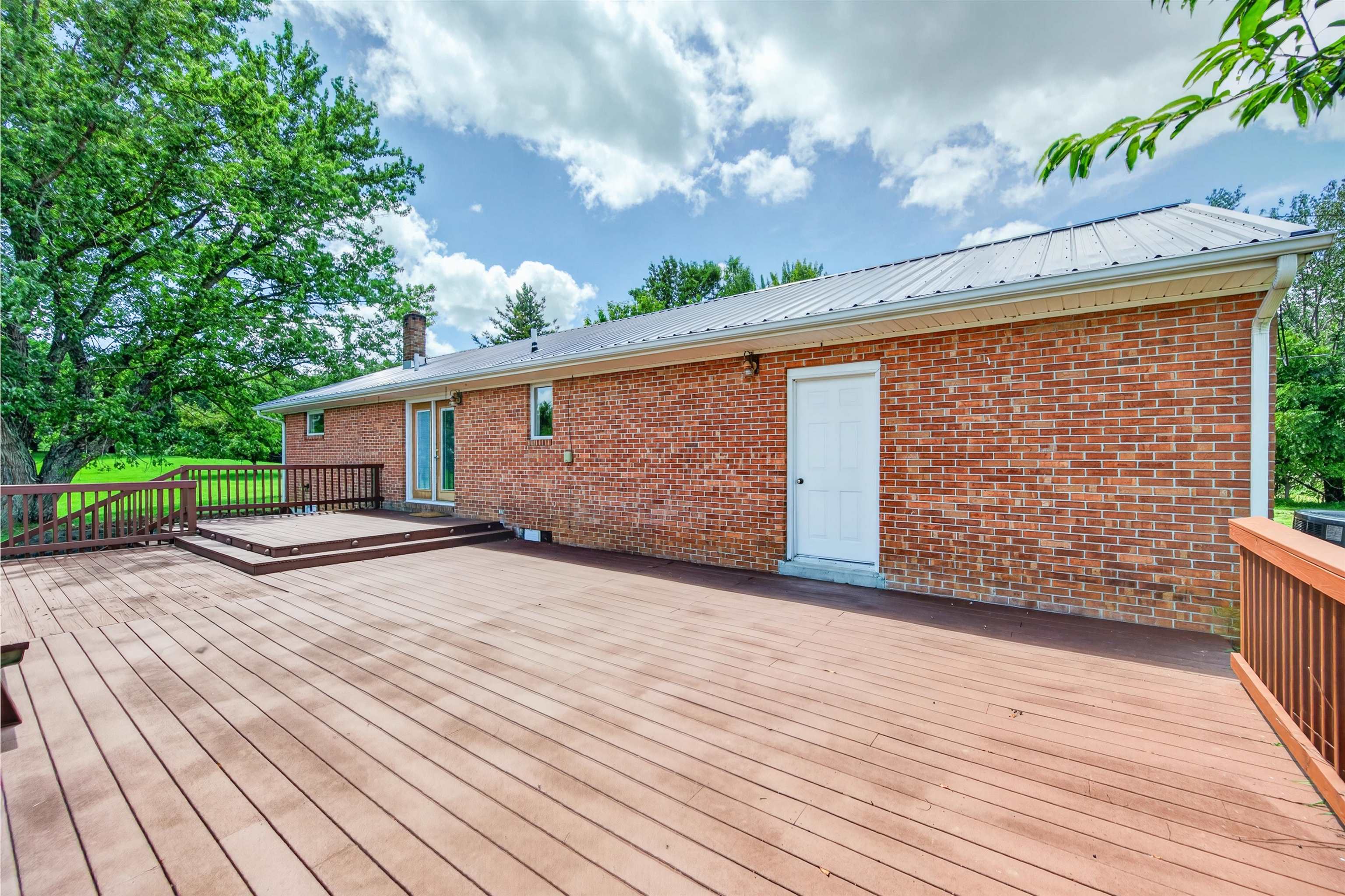 538 Ridge Road Austinville VA 24312