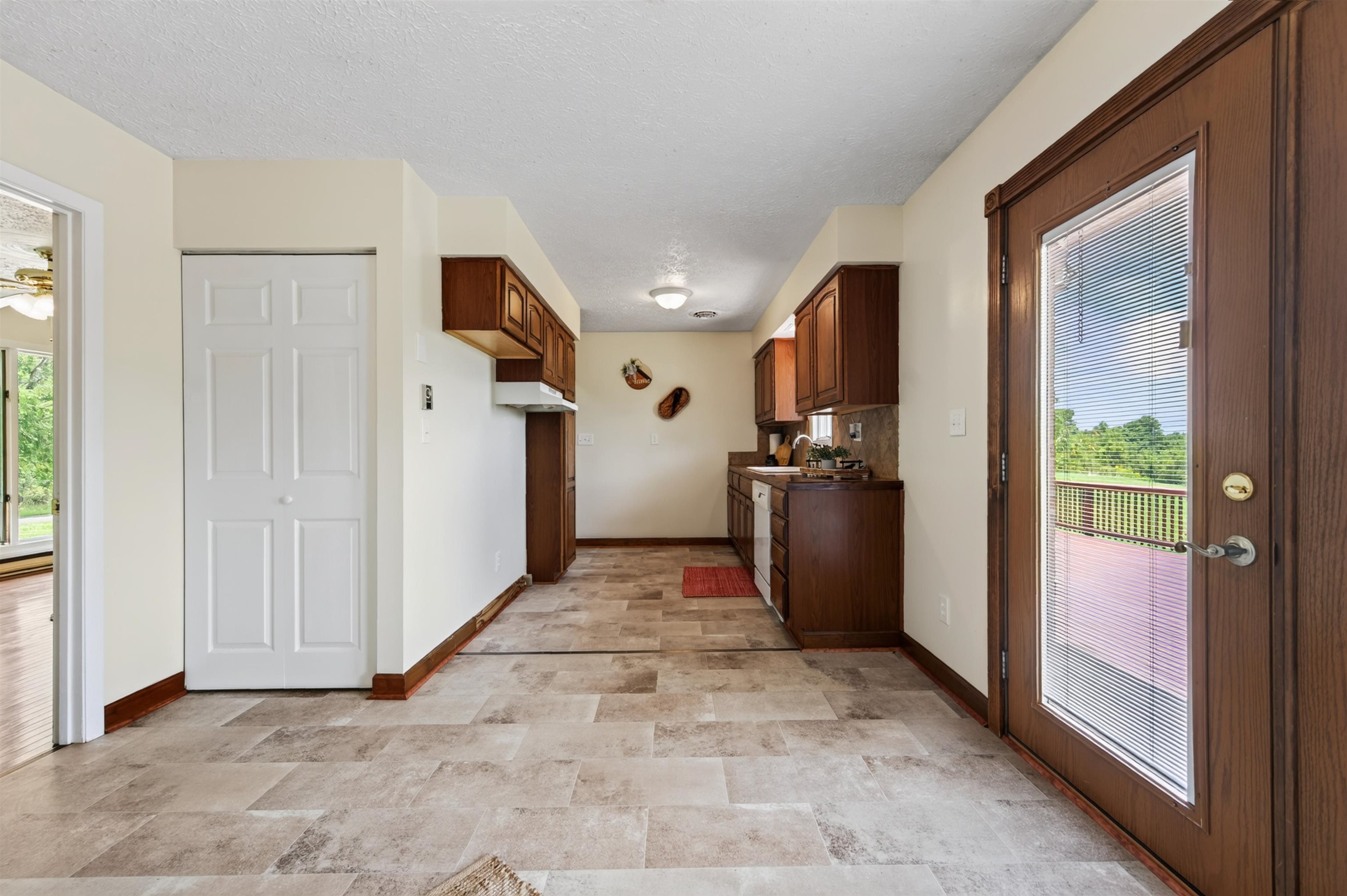 538 Ridge Road Austinville VA 24312