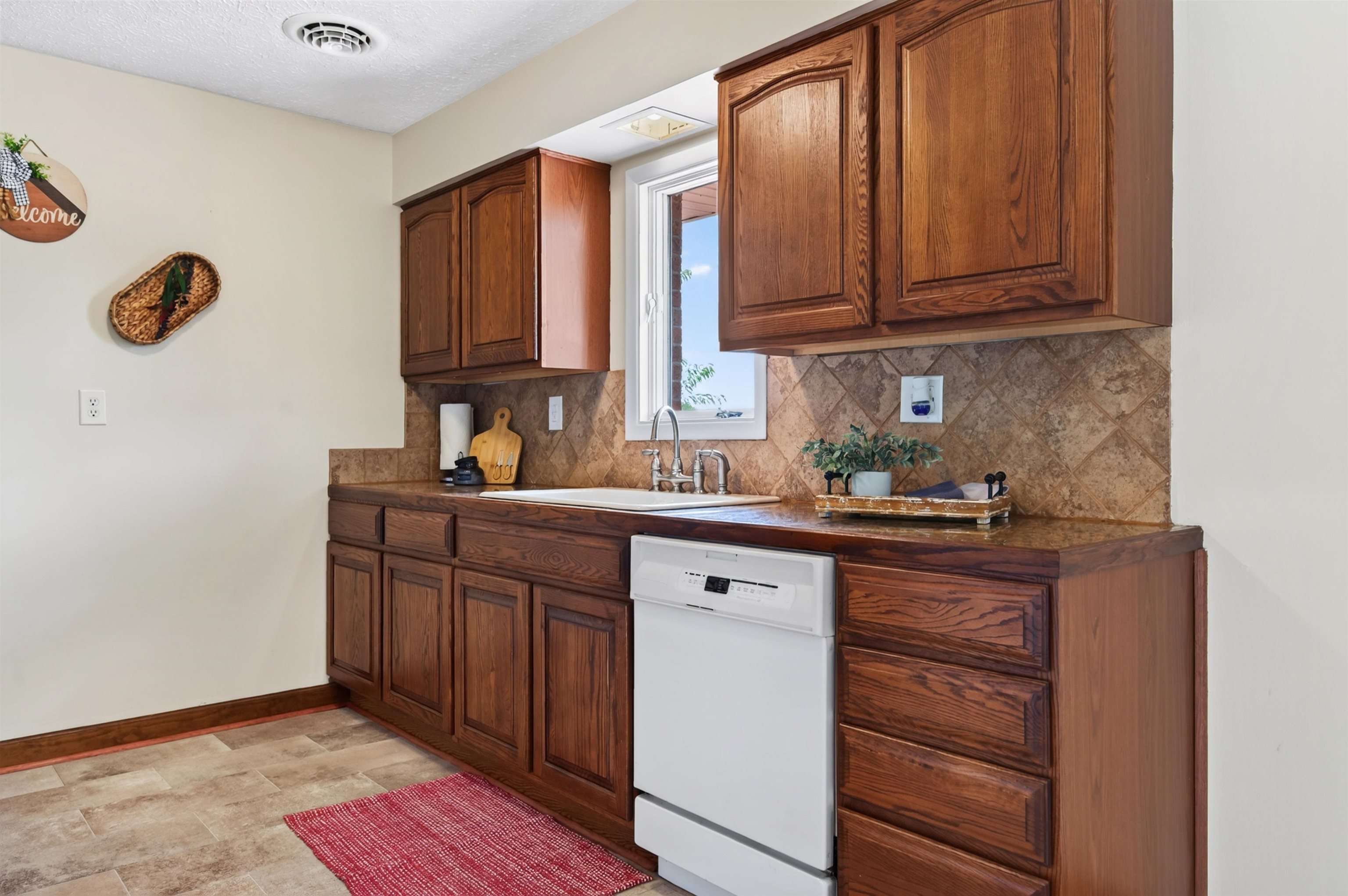 538 Ridge Road Austinville VA 24312