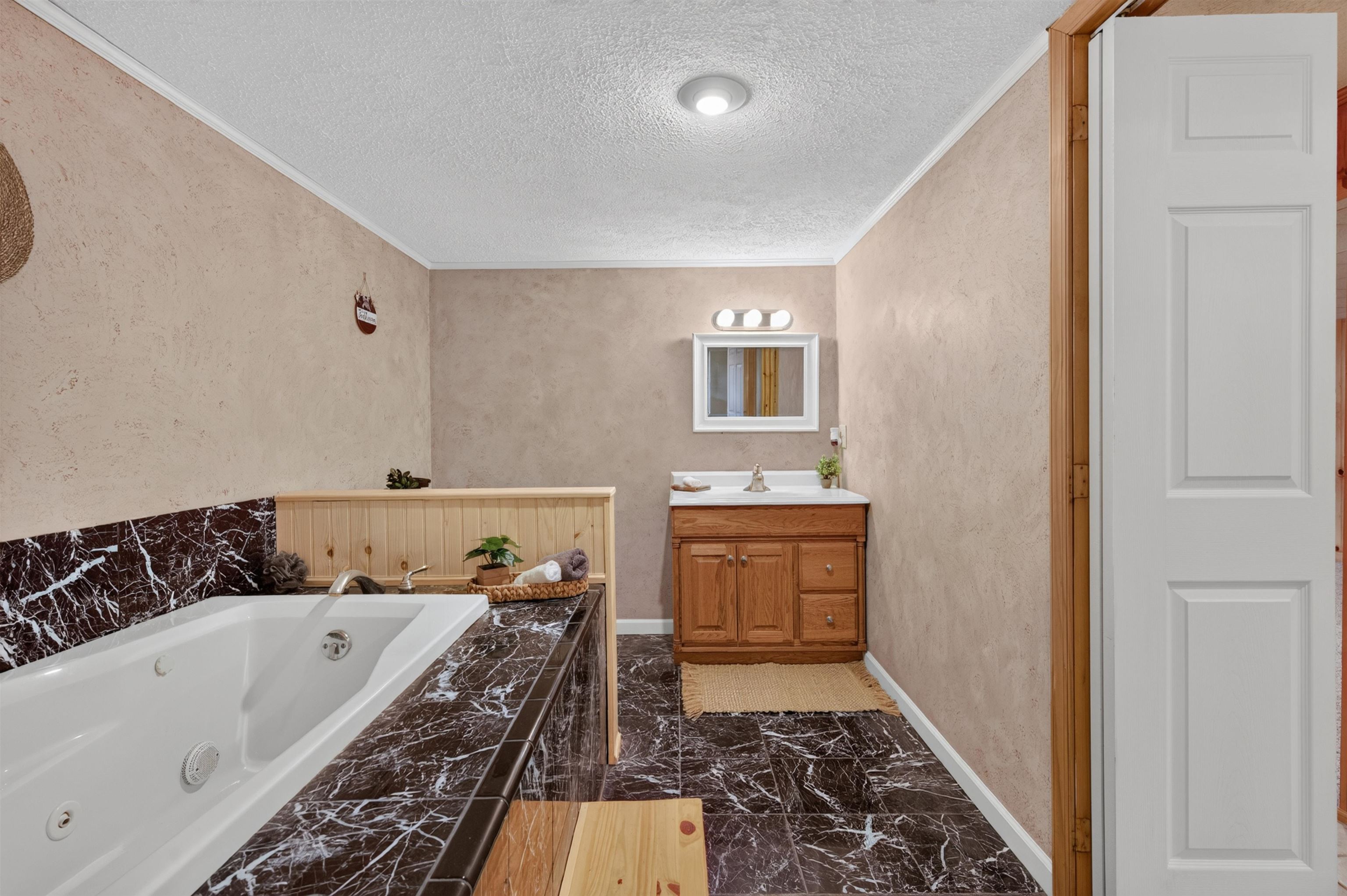 538 Ridge Road Austinville VA 24312