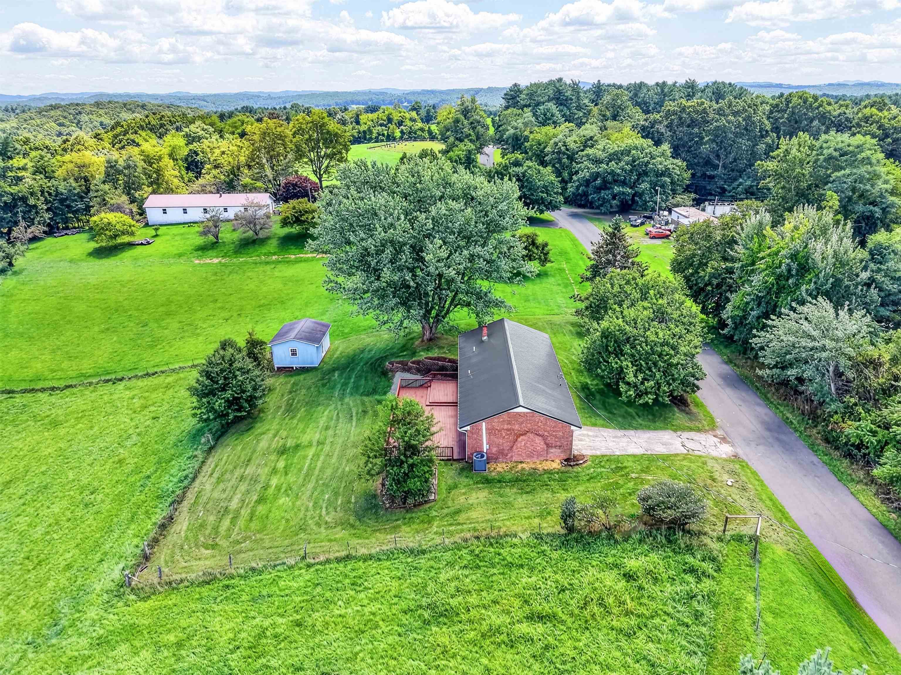 538 Ridge Road Austinville VA 24312