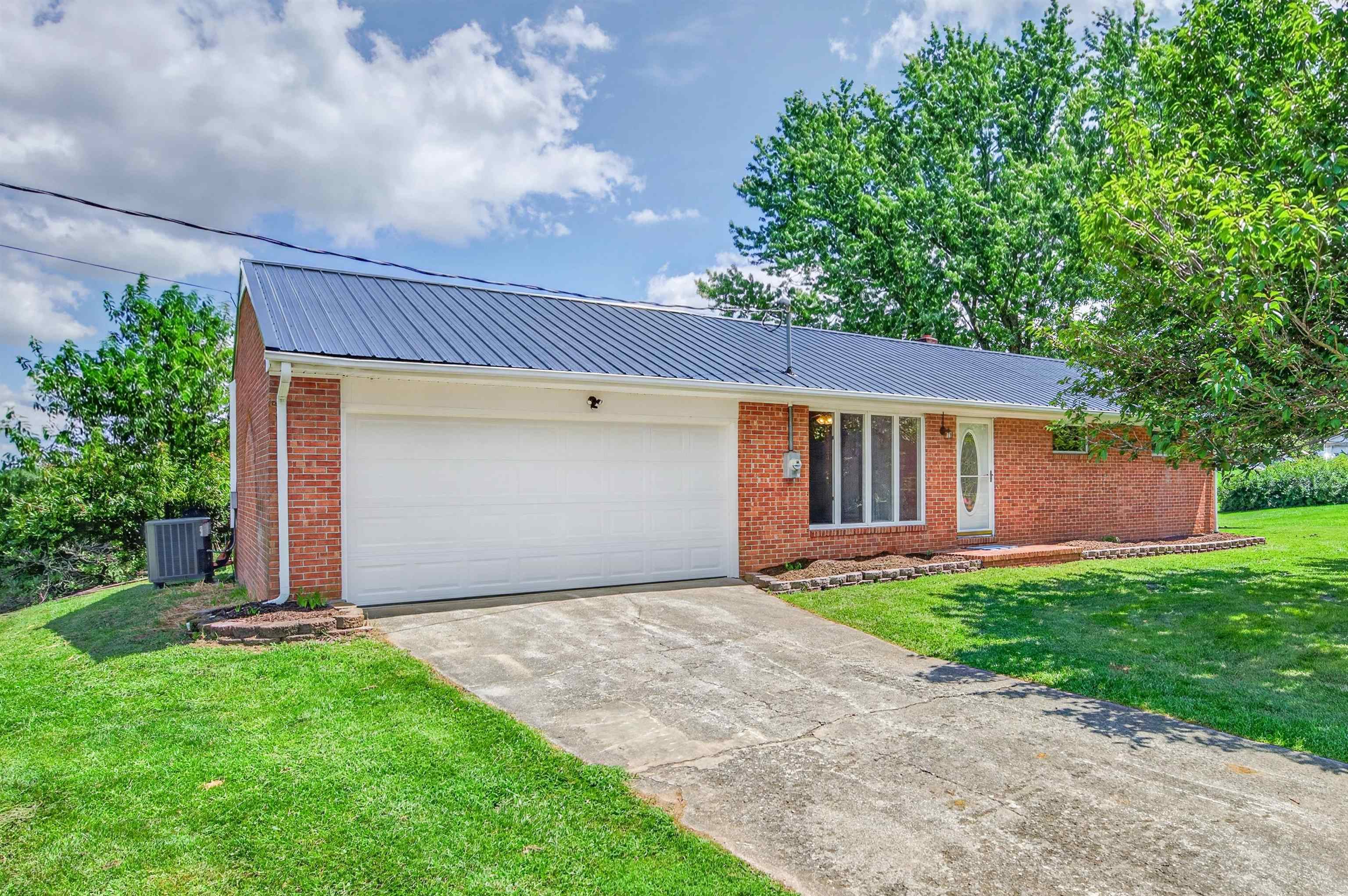 538 Ridge Road Austinville VA 24312