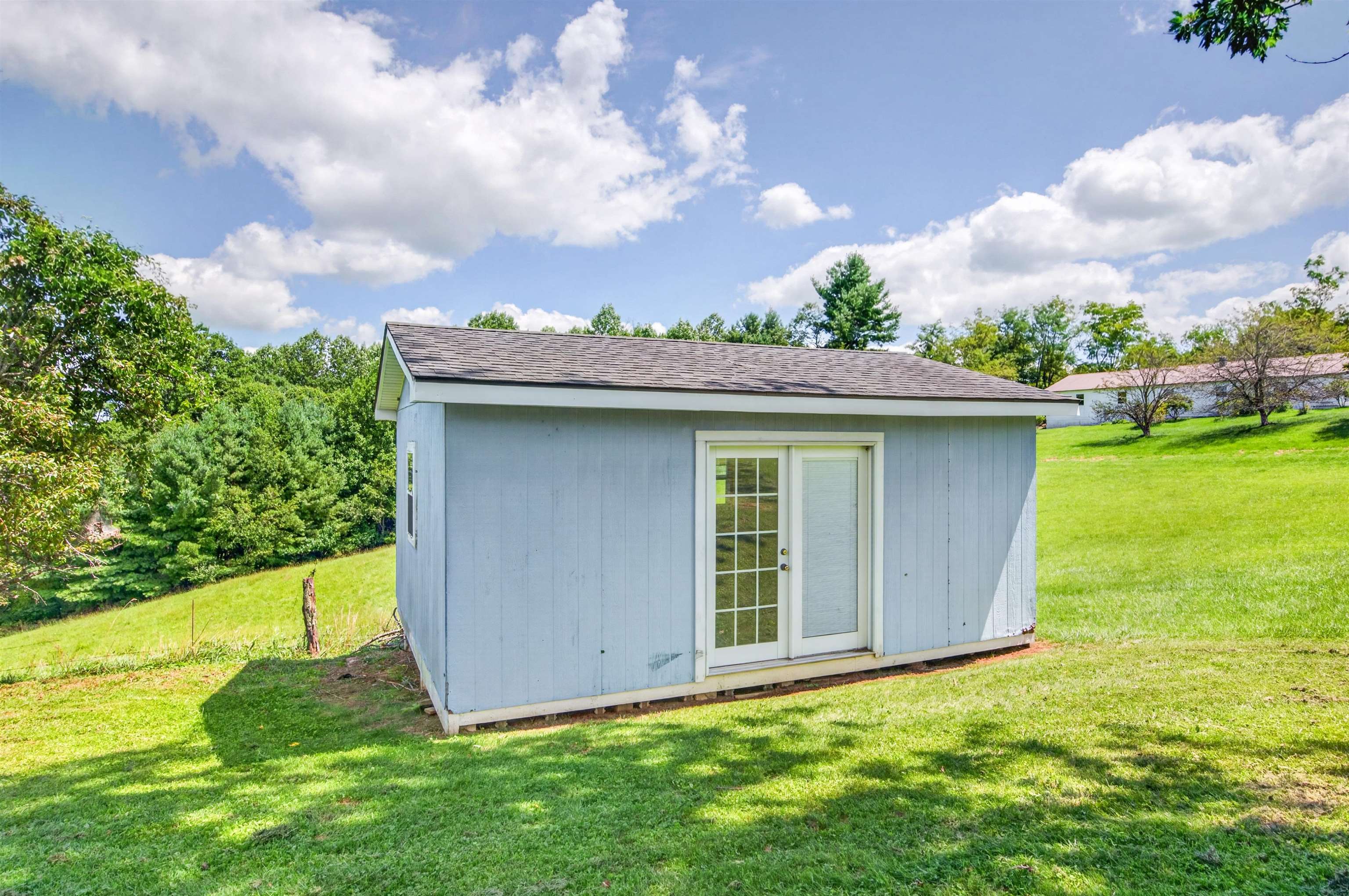 538 Ridge Road Austinville VA 24312