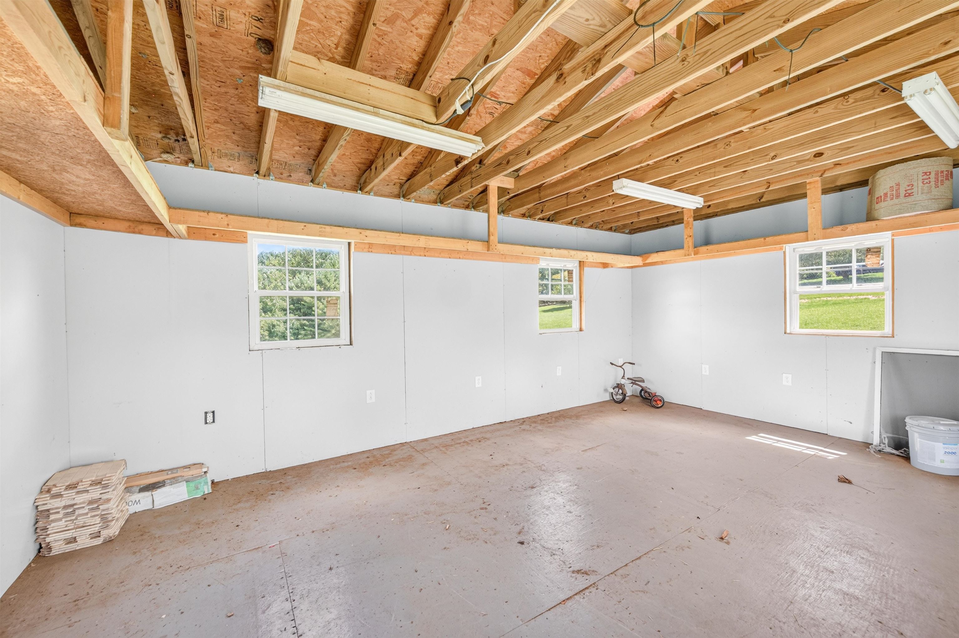 538 Ridge Road Austinville VA 24312