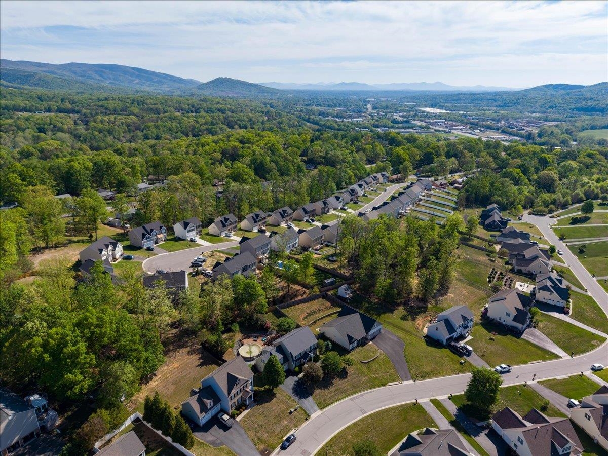 5177 Arrowhead Trail Salem VA 24153