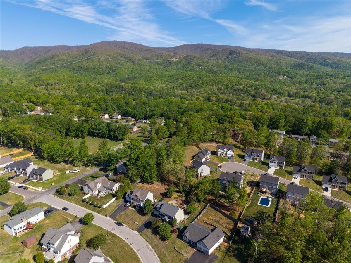 5177 Arrowhead Trail Salem VA 24153